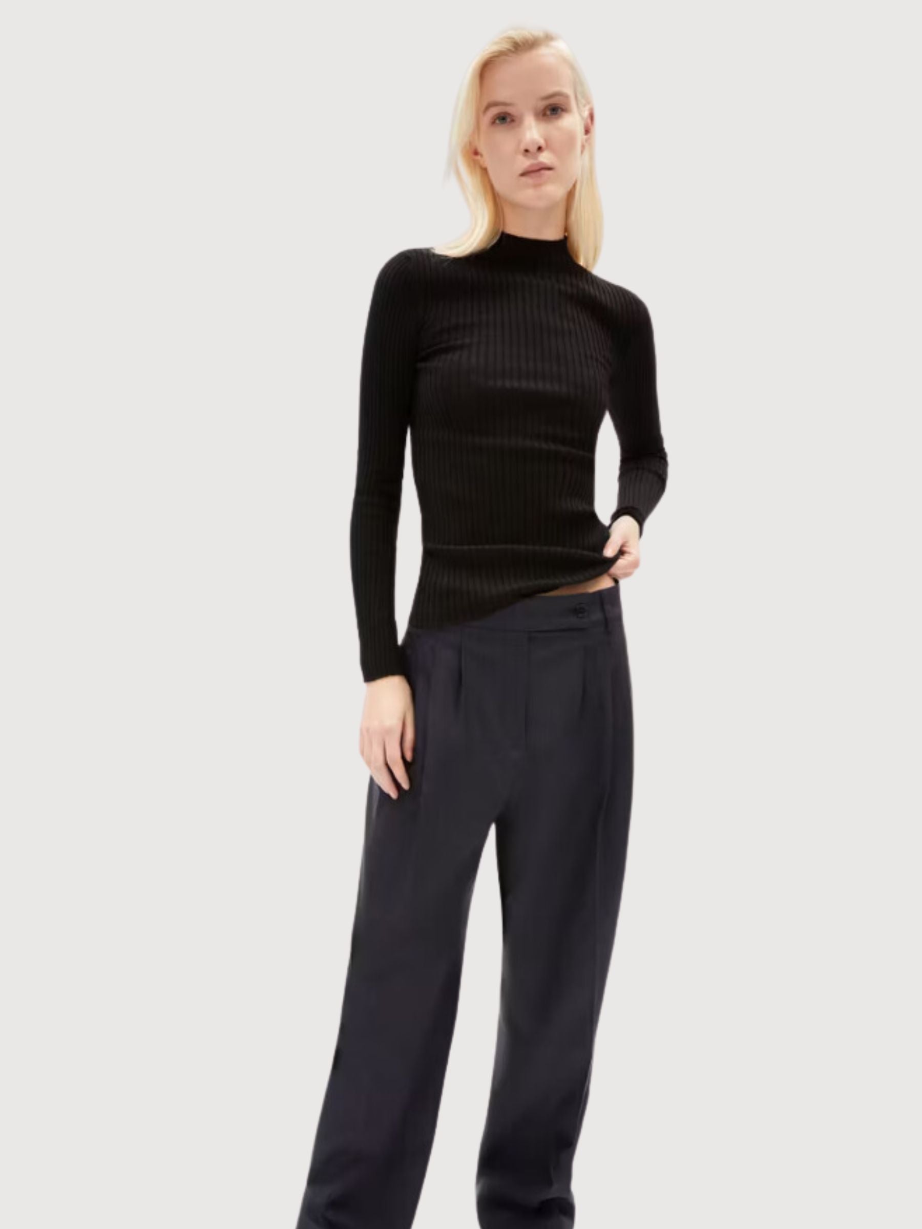 Alaania Top Long Sleeves Cotton Black Woman | Armedangels