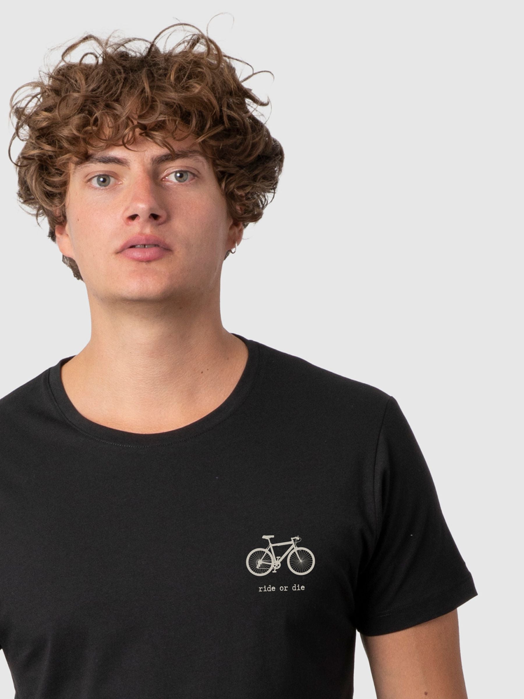 T-shirt Daniel Black in Cotone Organico | Re-Bello.  NT Color