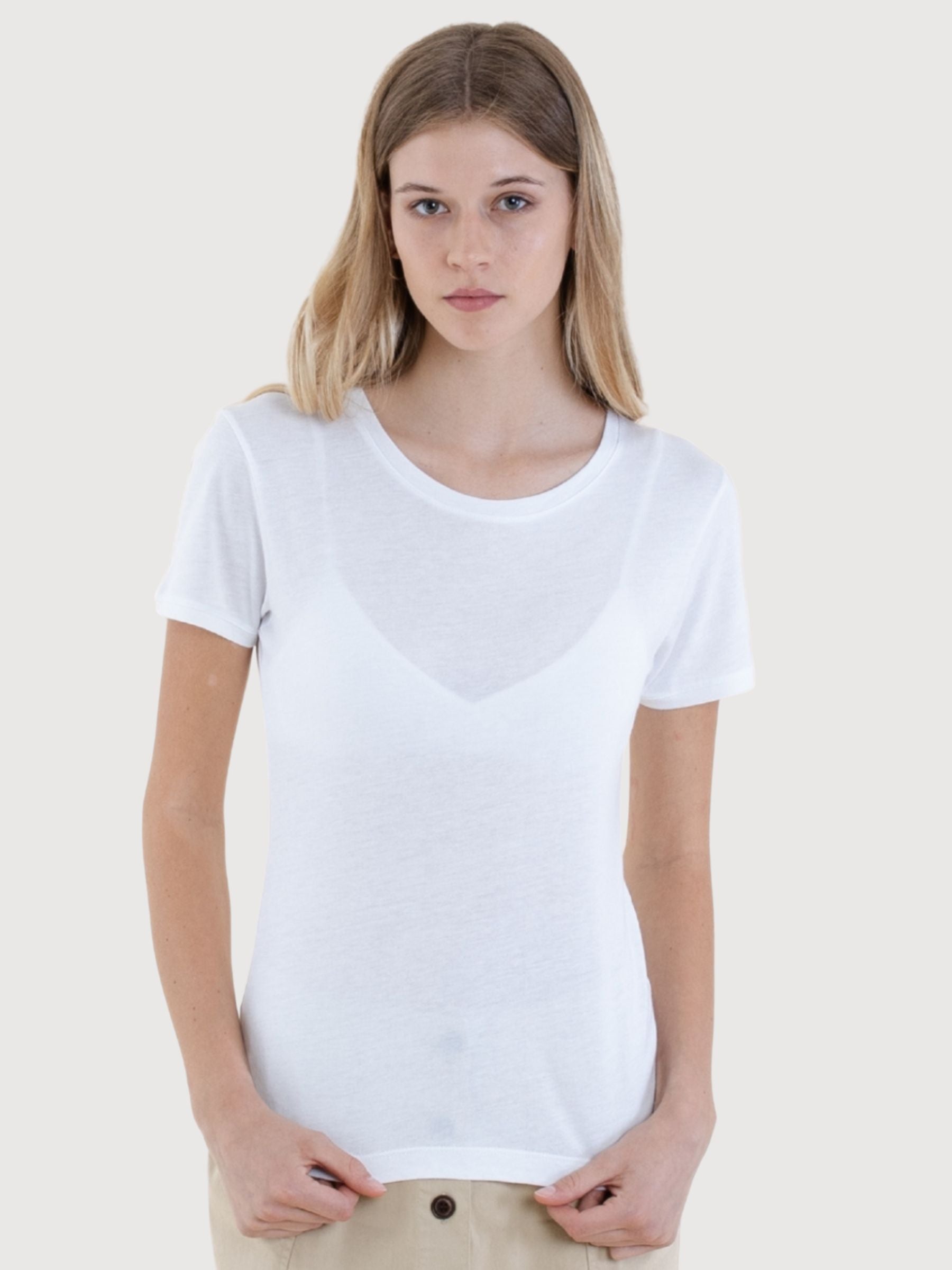 Denise T-Shirt Whitewoman T-Shirt| Re-Bello