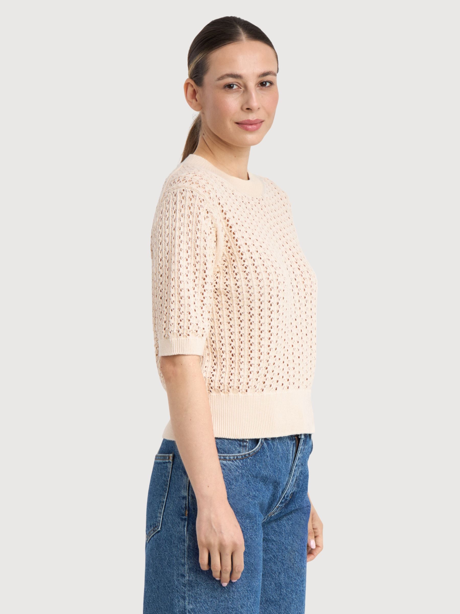 Gehäkeltes Strickshirt Flen in Vanilleweiß | Dedicated