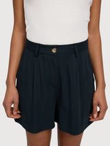Shorts Pleated Viscose Woman Black | Mazine