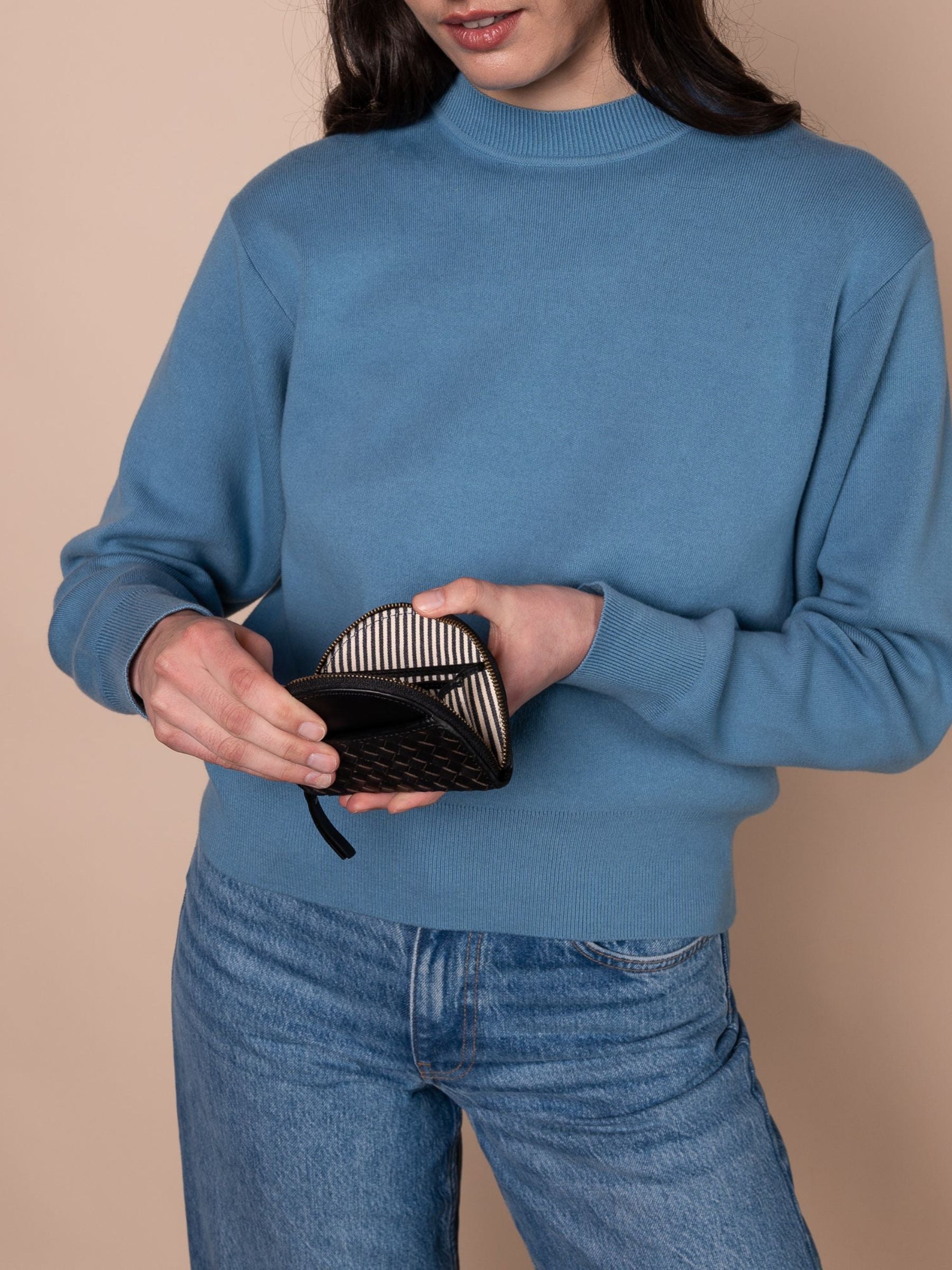Laura Coin Purse Black Woven Classic | O My Bag
