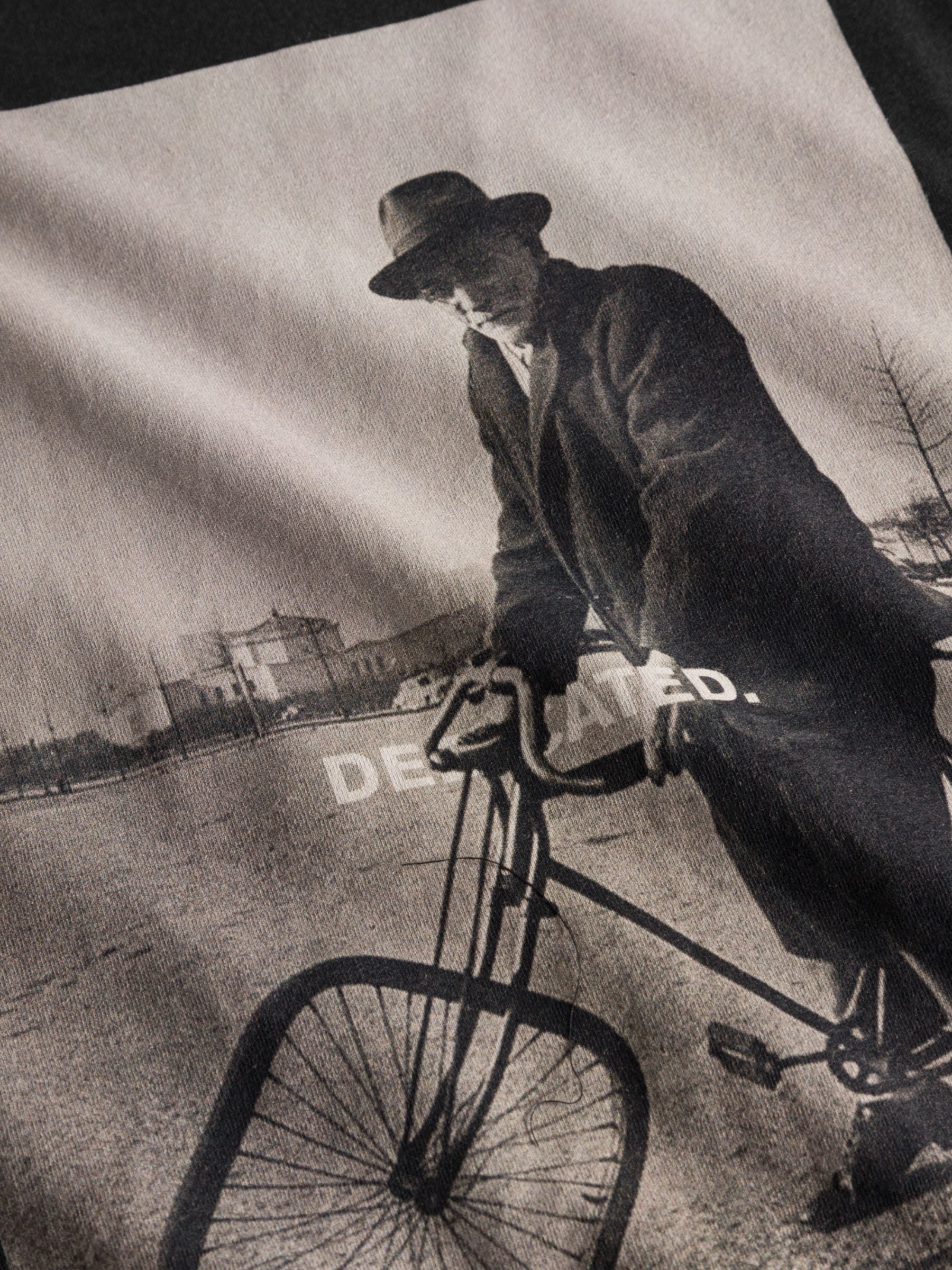 T-Shirt Stockholm Square Tires | Dedicated