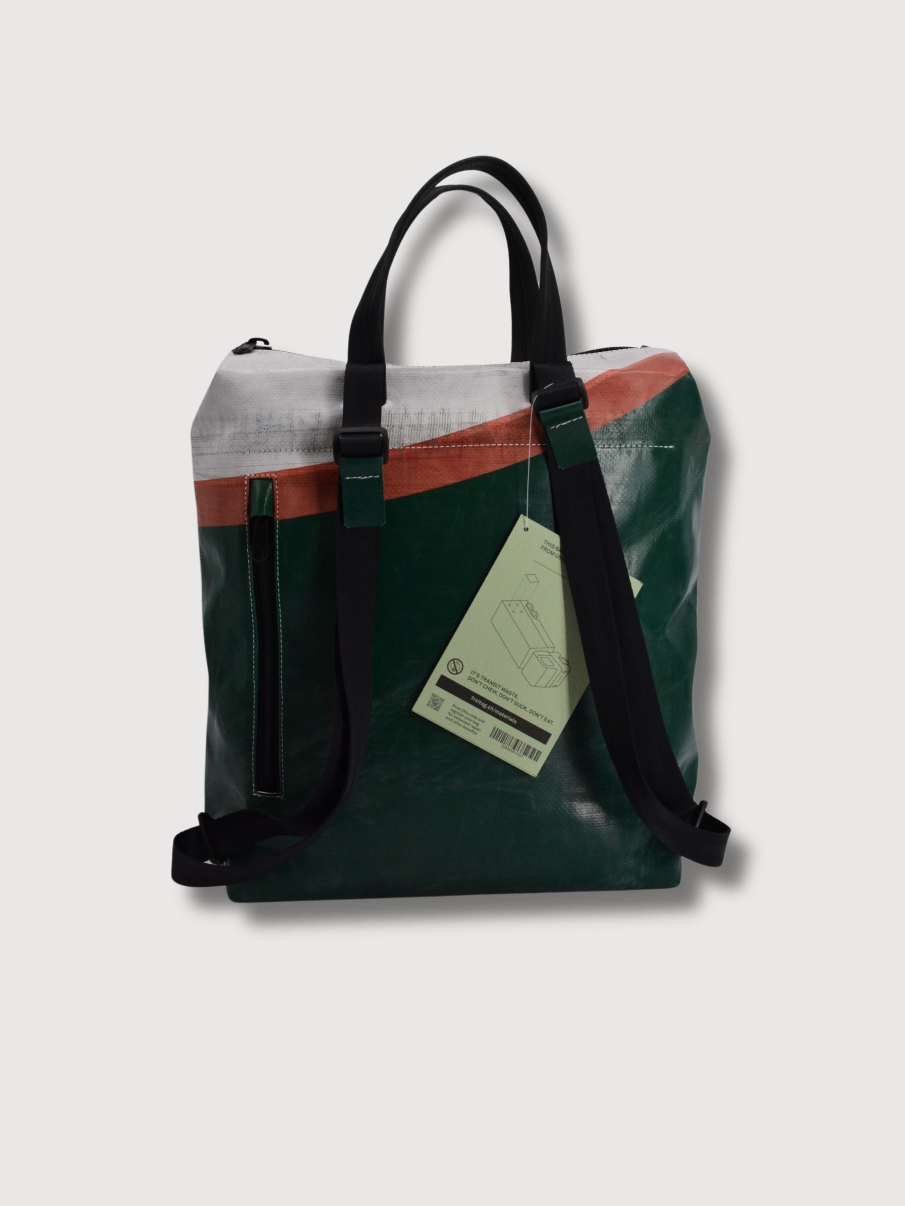 Backpack F201 PETE Dark Green Bianco Rosso in teli per camion usati | Freitag