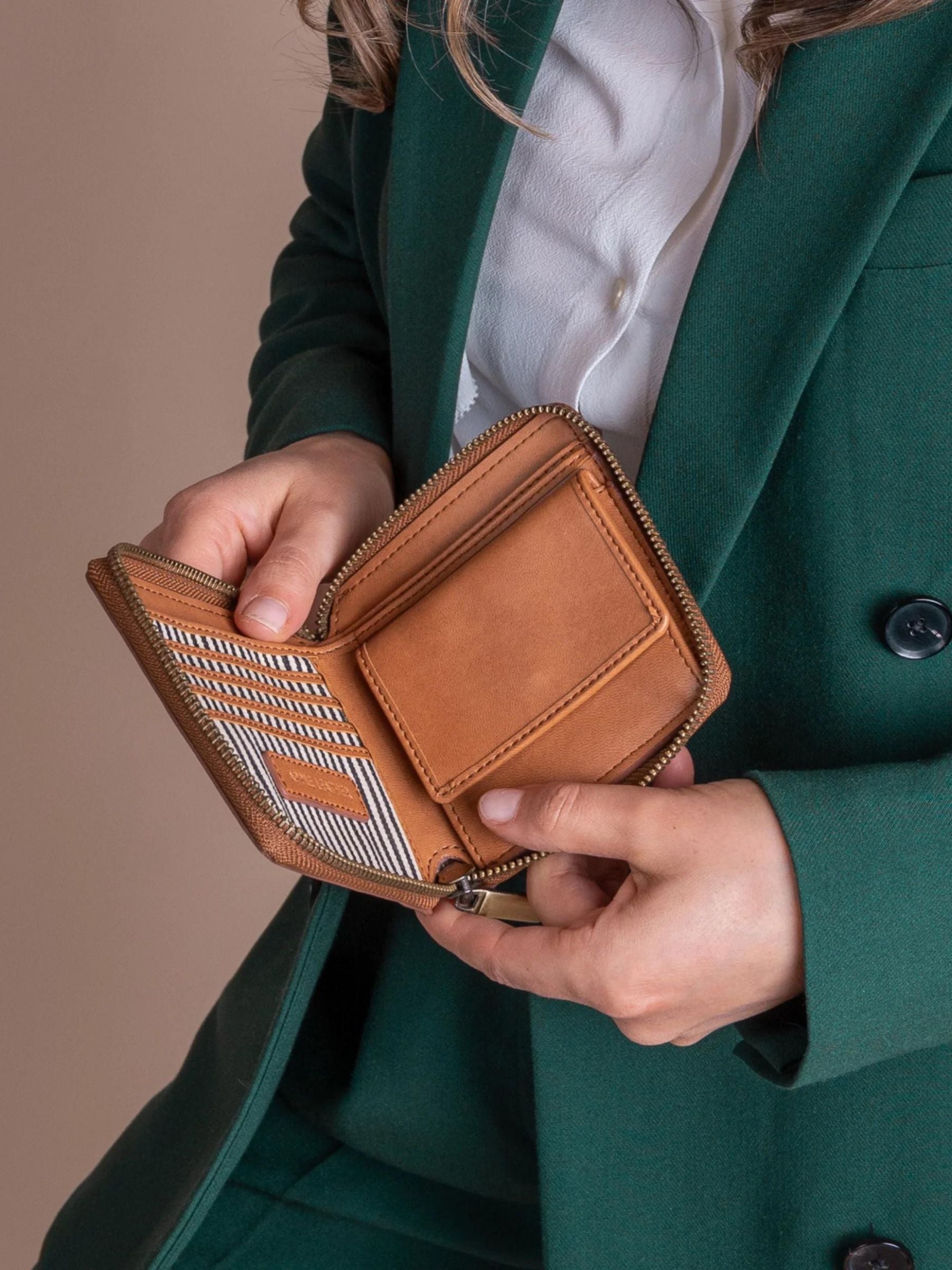 Portafoglio Sonny Square in Appleskin Cognac | O My Bag