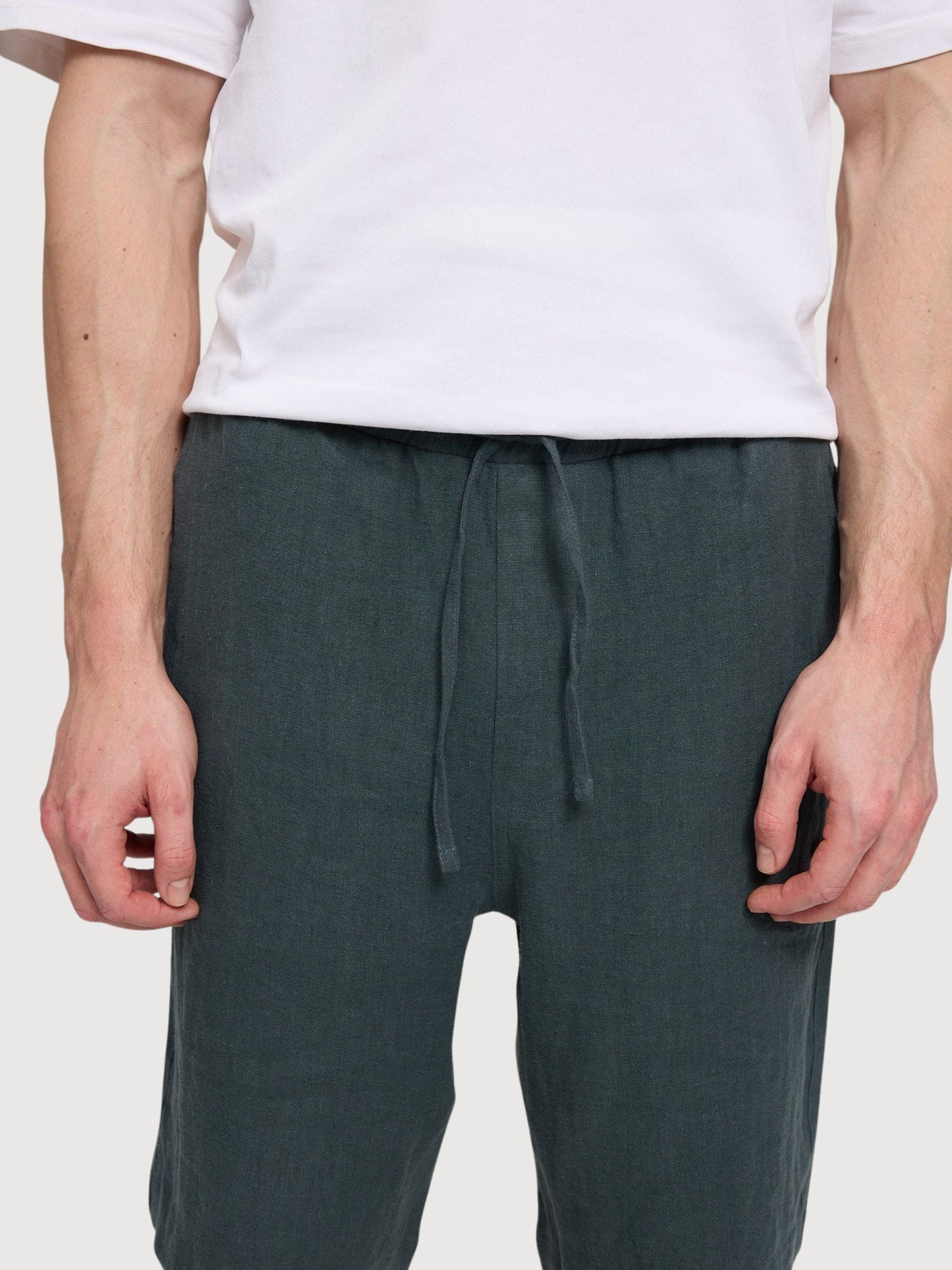Pantaloncini in lino da uomo con elastico in vita e bottiglia | Mazine
