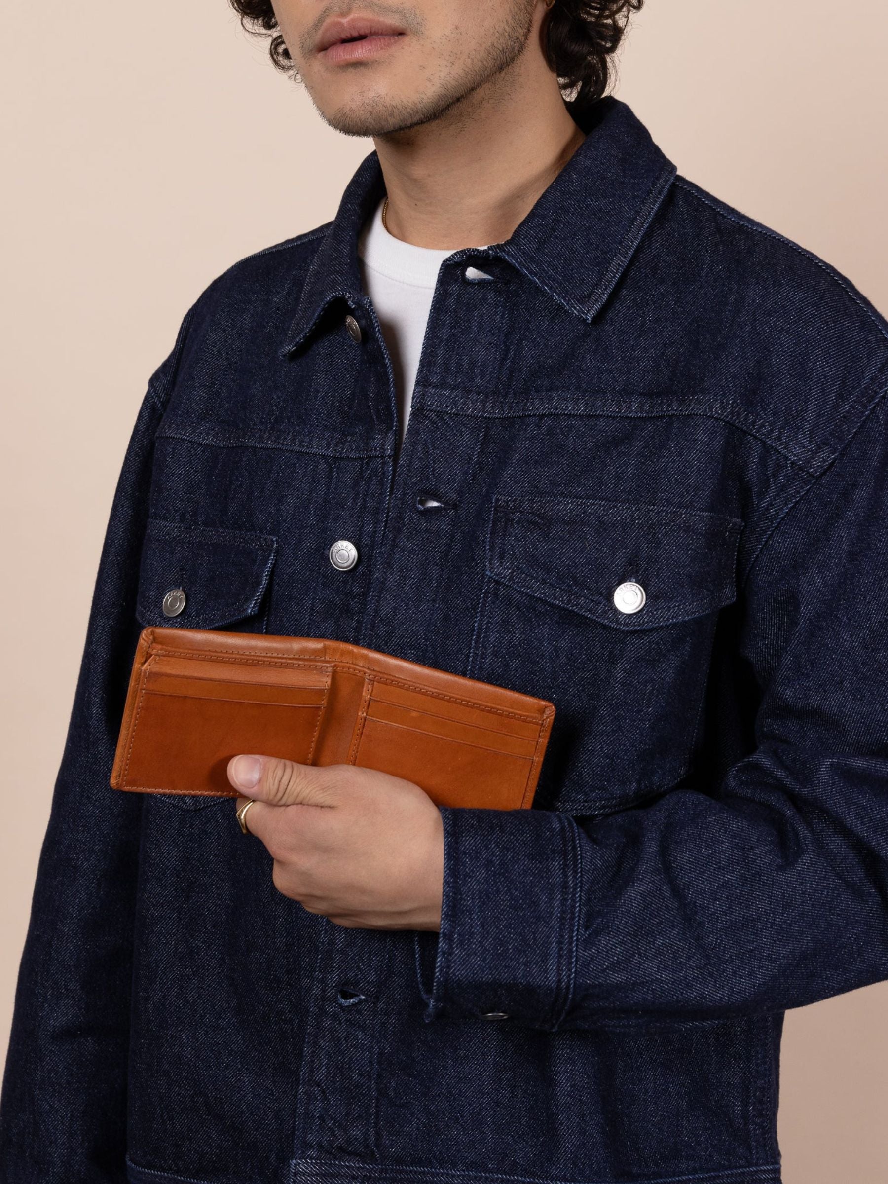 Portafoglio Joshua in pelle sostenibile color cognac | O My Bag
