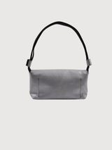 F171 LAURA Schultertasche Silber | FREITAG