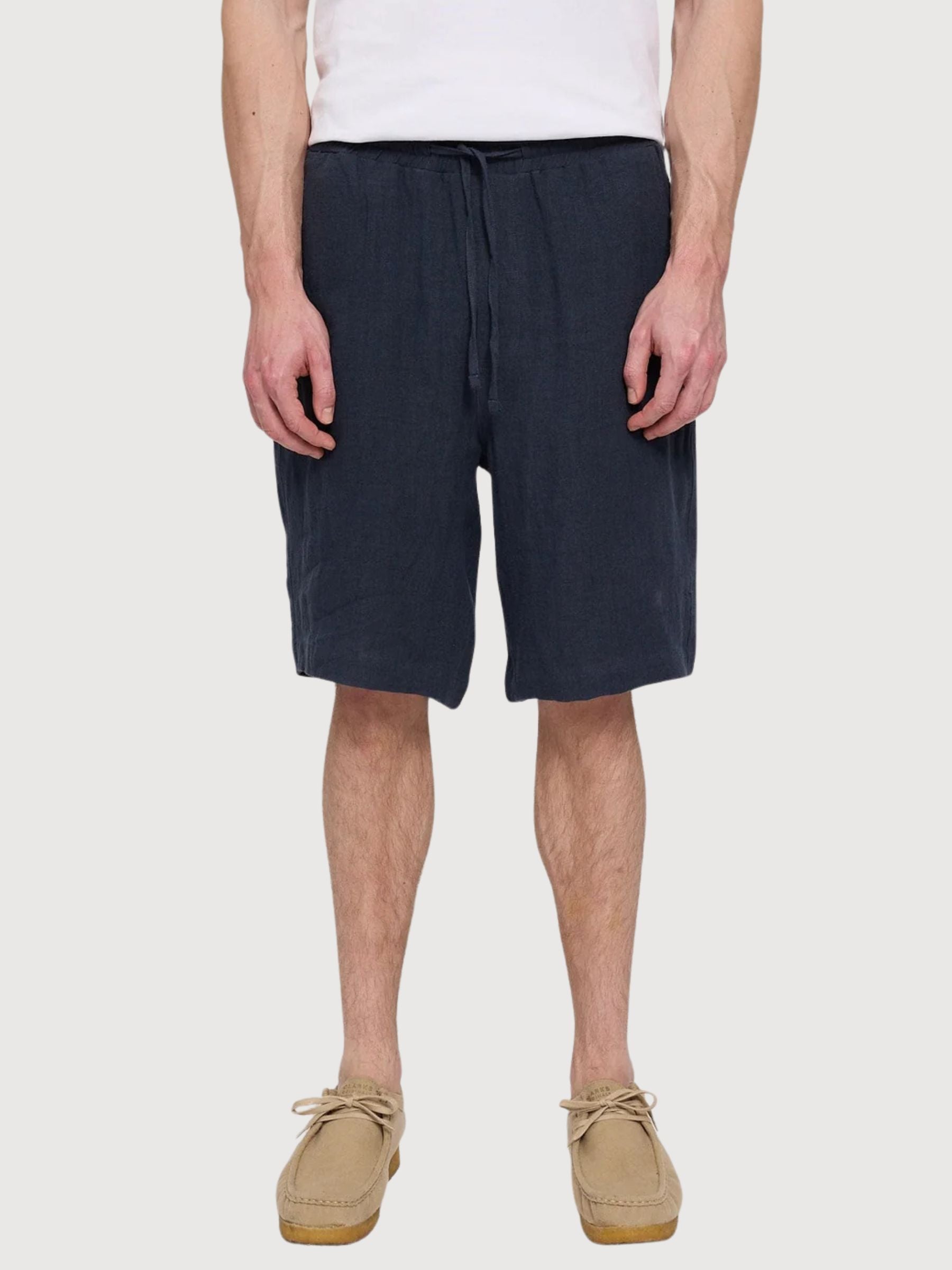 Pantaloncini da uomo in lino blu inchiostro | Mazine