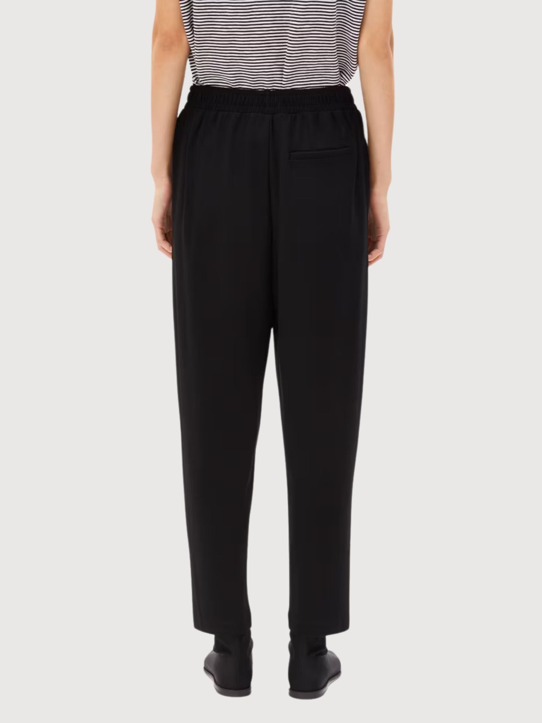 Magdaalena Black Woman Trouser | Armedangels
