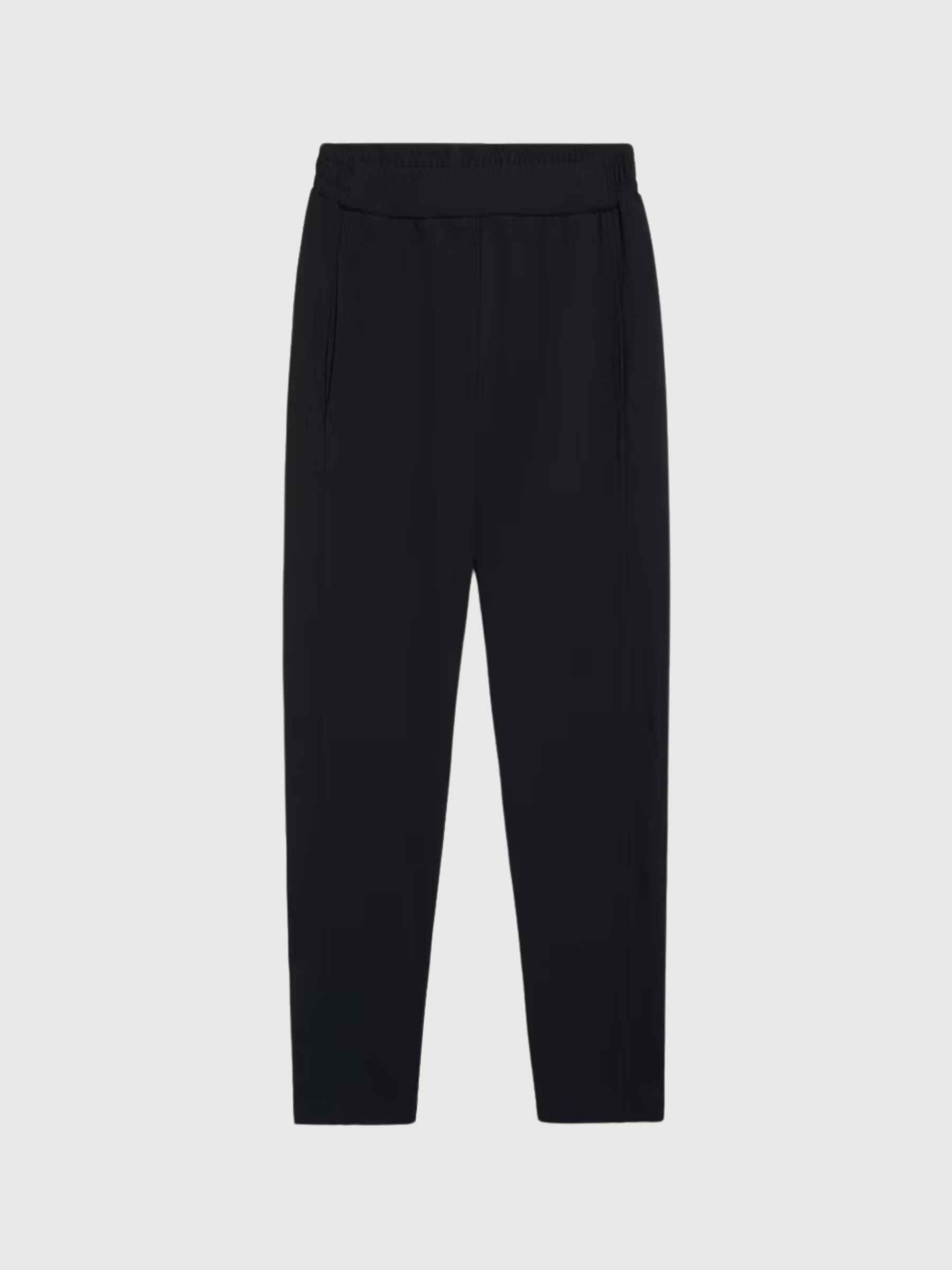 Magdaalena Black Woman Trouser | Armedangels