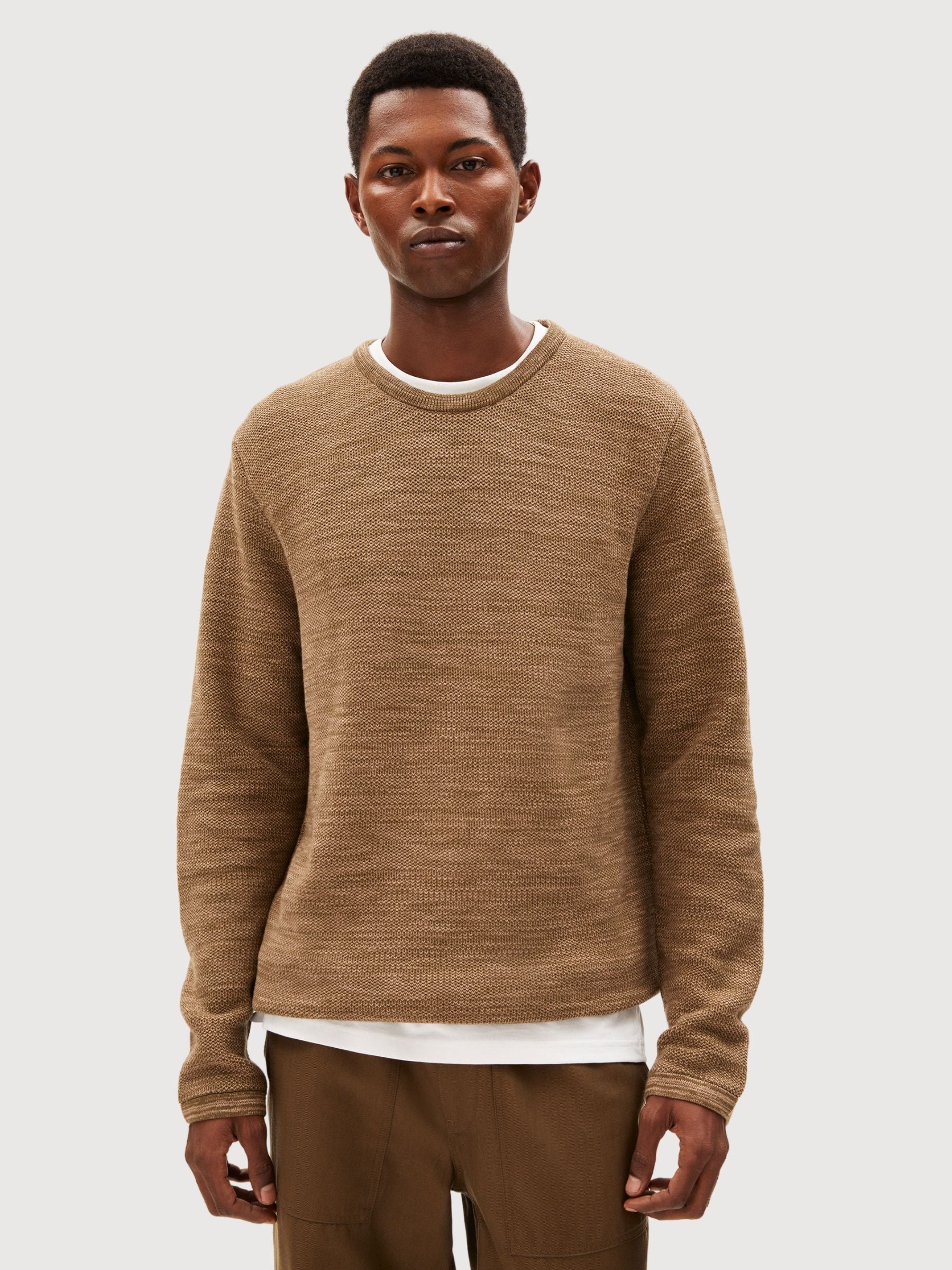 Tolaa Sweater Man Dried Moss Cinnamon | Armedangels