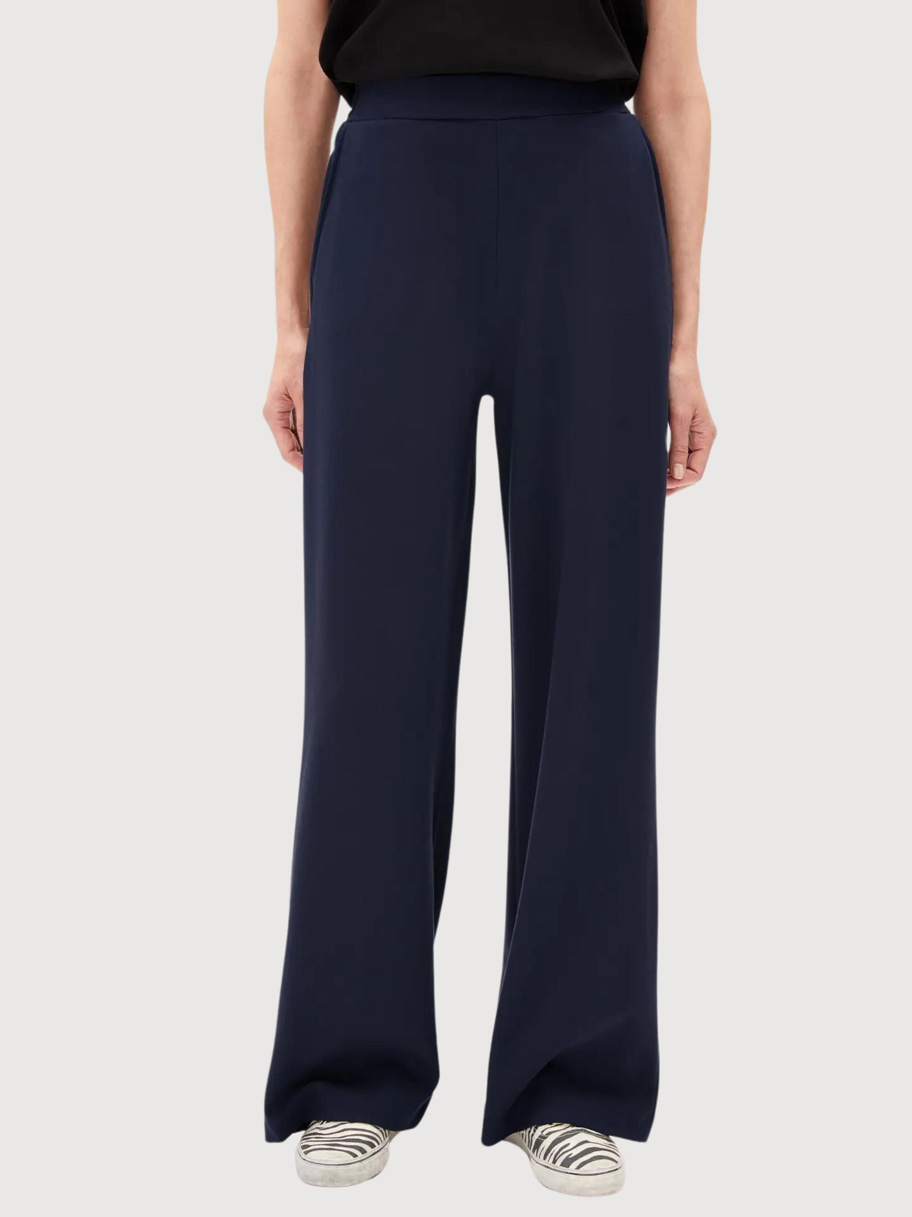 Himaari Pantaloni Gamba Larga Nero Donna | Armedangels
