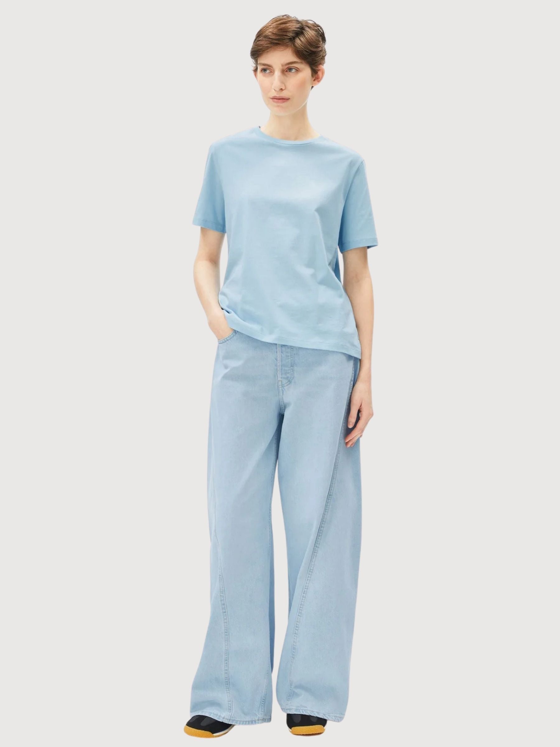 Lualaa Blue Glow Damen-T-Shirt | Armedangels
