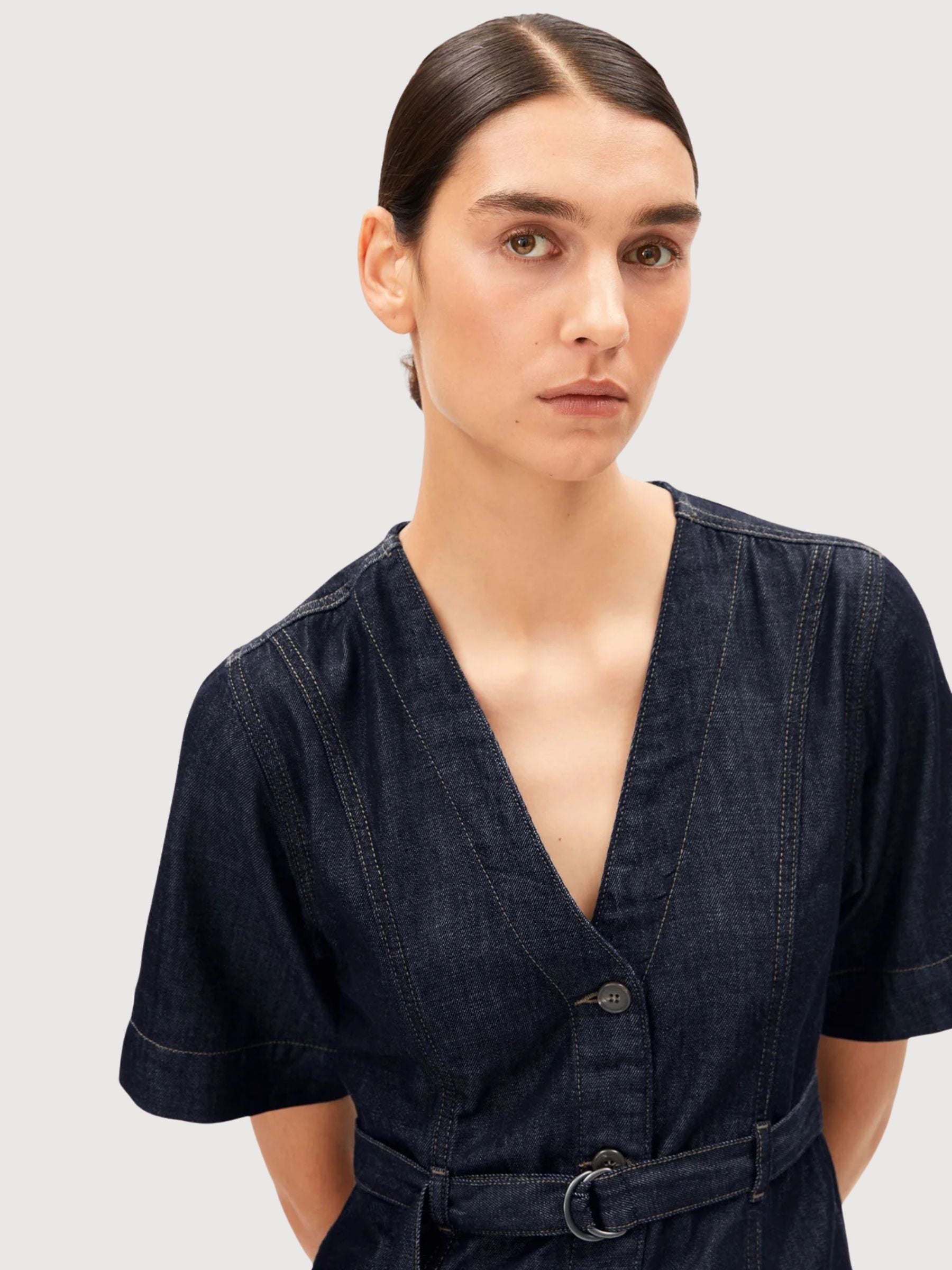 Abito midi in denim con cintura | Armedangels