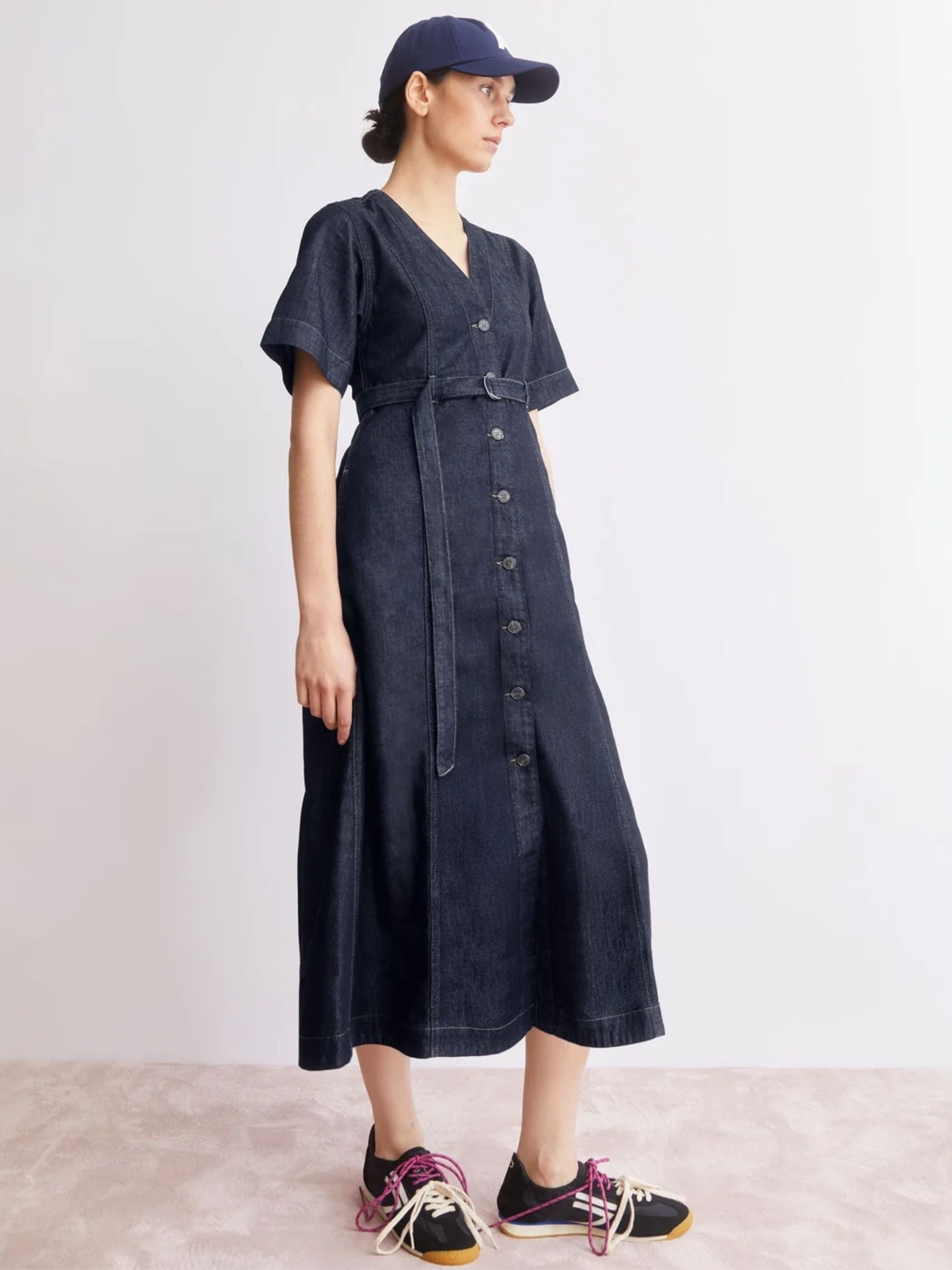 Abito midi in denim con cintura | Armedangels