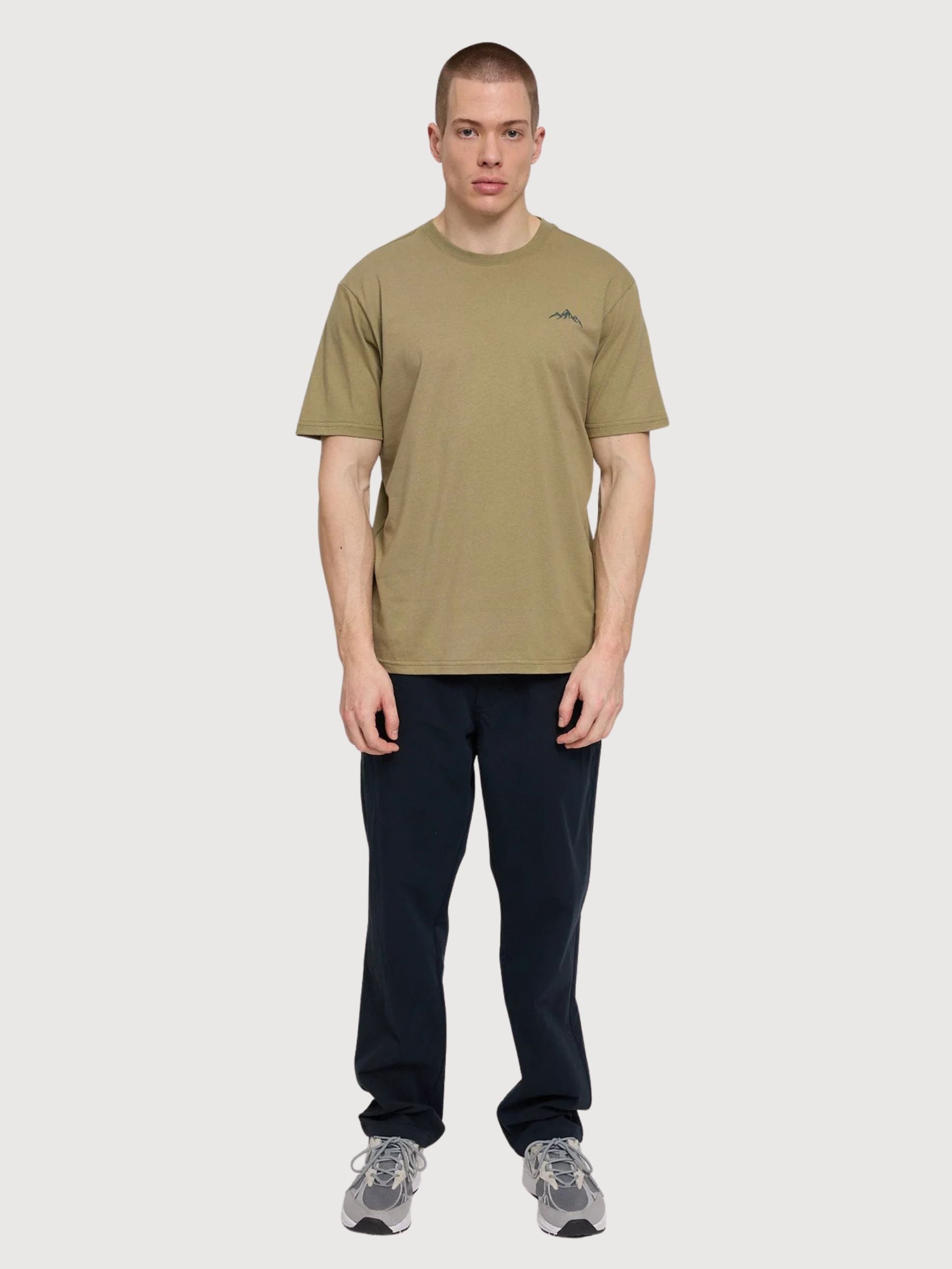 T-Shirt Chest Print Man Olive | Mazine