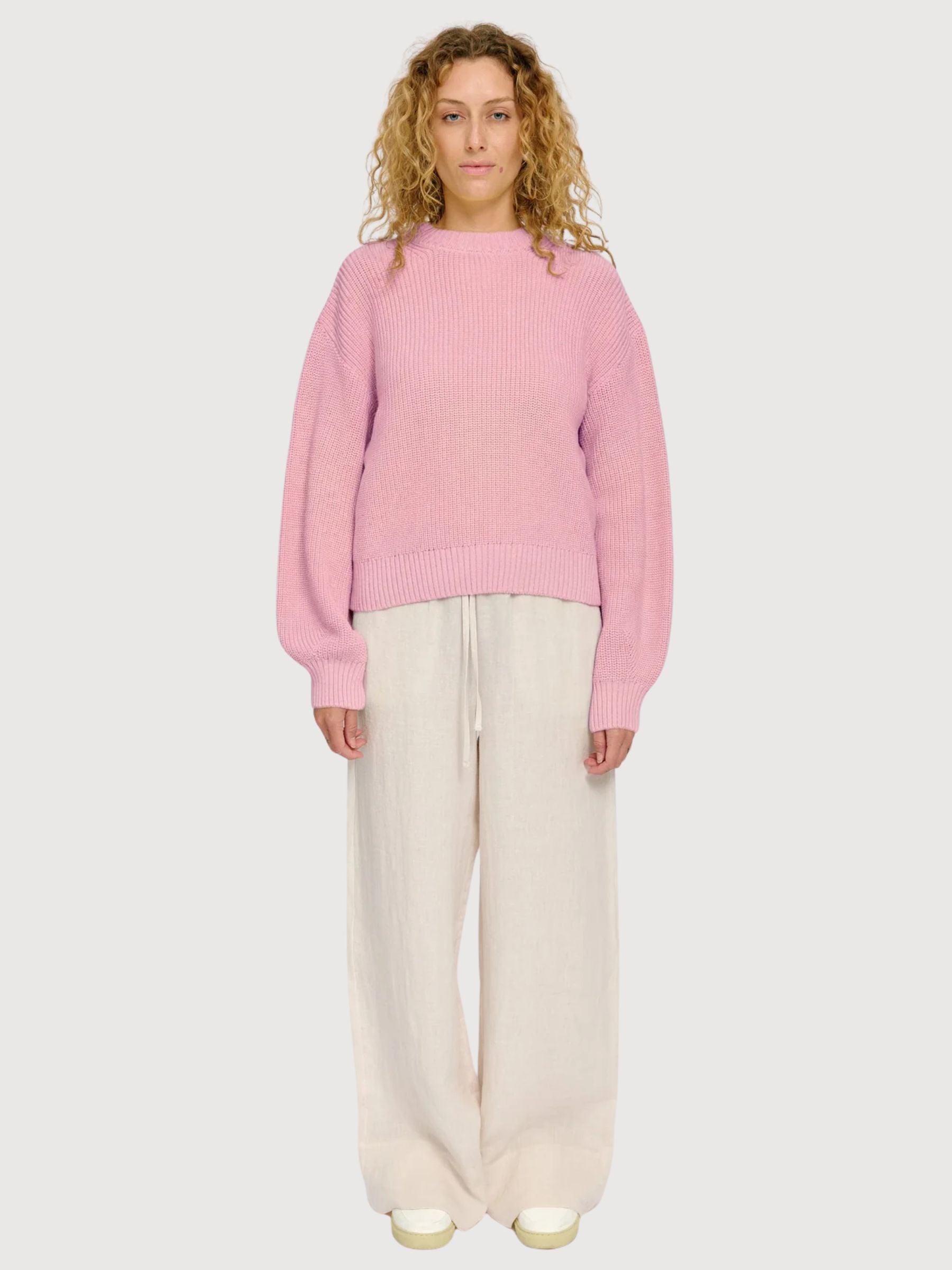 Grobstrickpullover für Damen in Blütenrosa | Mazine
