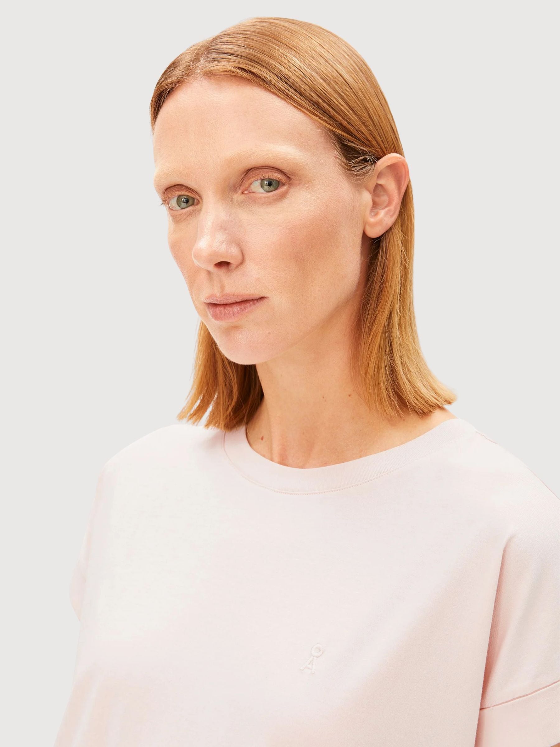 T-Shirt Idaara Tinted Pale Peach | Armedangels