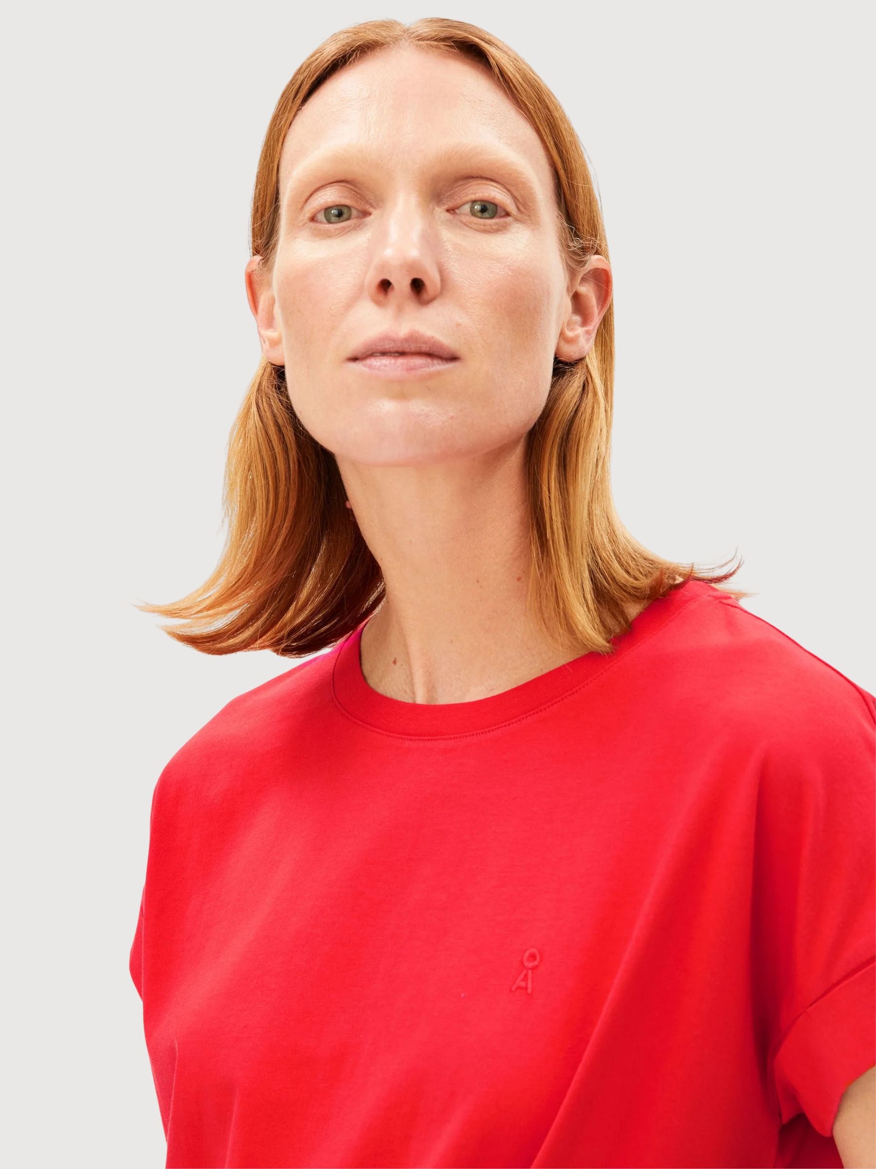 T-Shirt Idaara Tinted Mars Red Woman | Armedangels