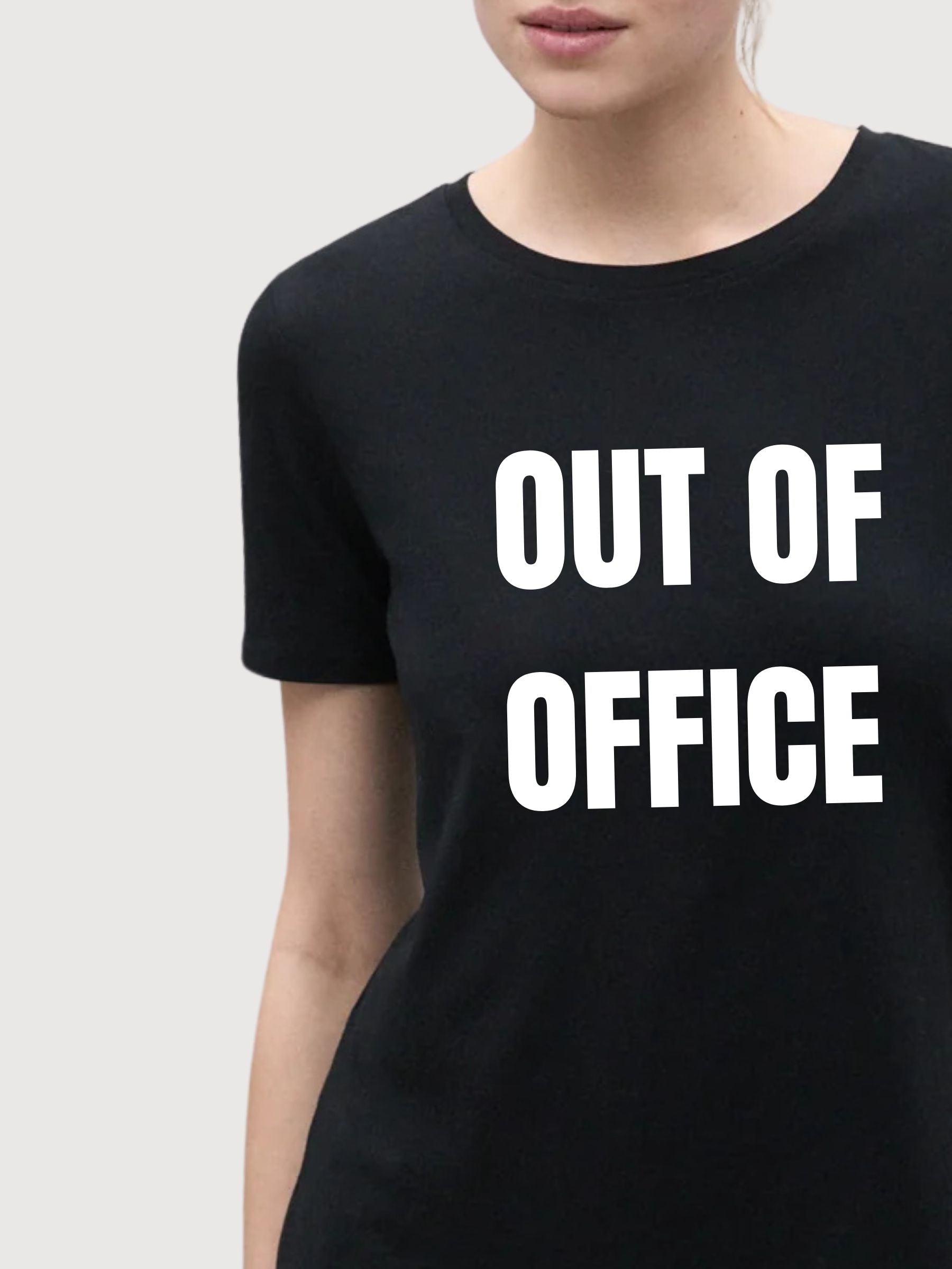 Black T-shirt Sara Out Of Office | Re-bello