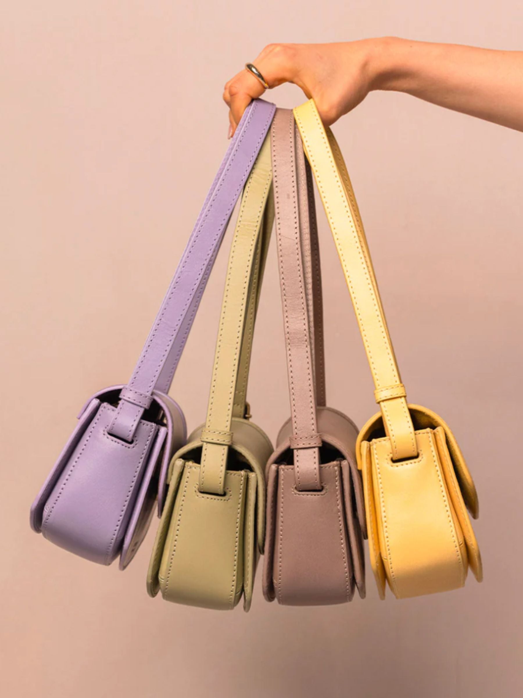 Borsa Kendalini Butter Yellow Classic Leather | O my bag