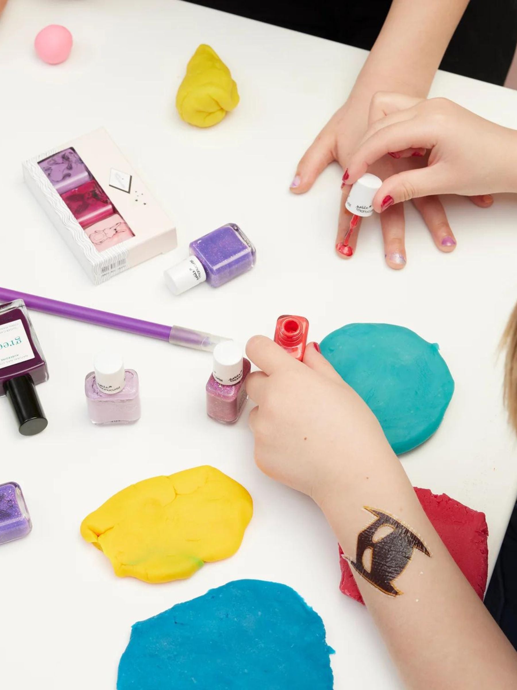 Kinder Glitzer Nagellack Bär Hellrosa | Manucurist