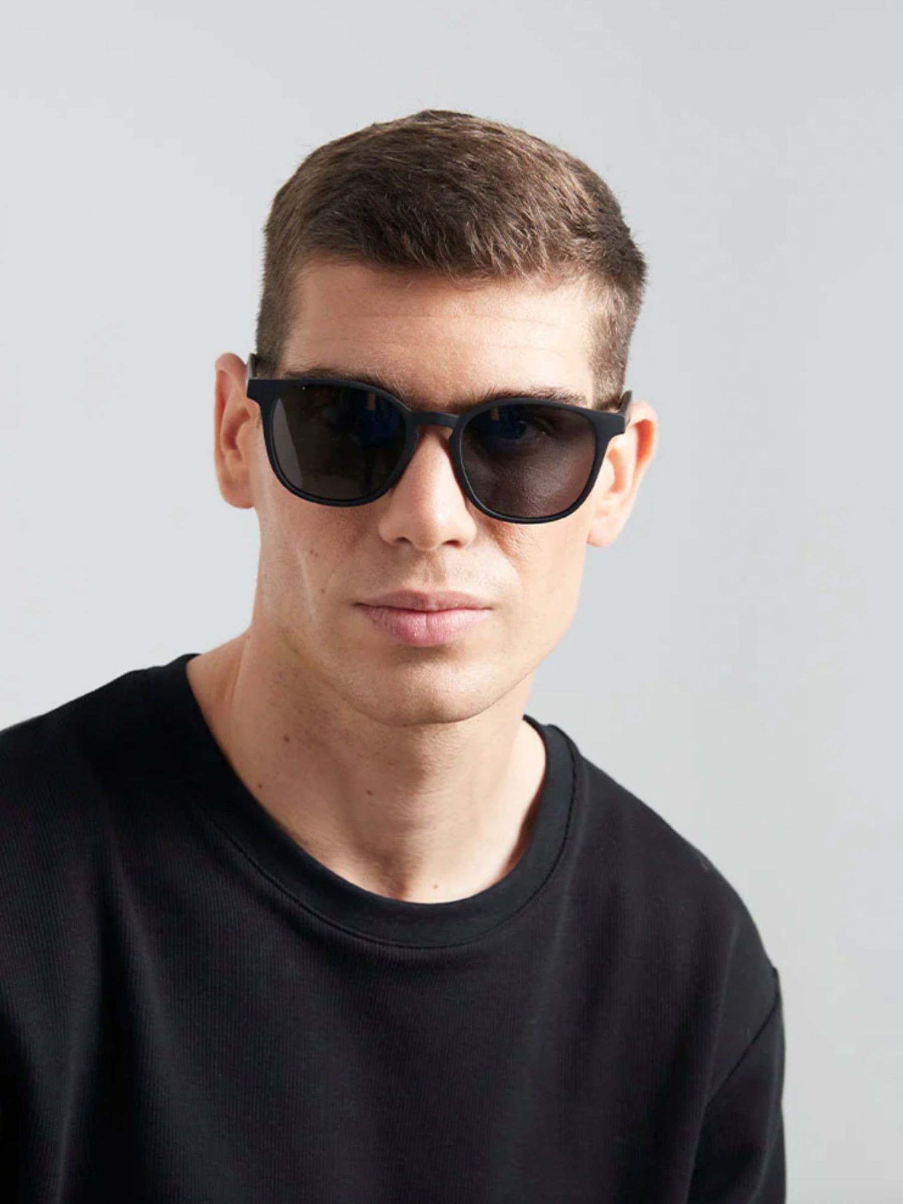 Occhiali da sole unisex Ruta Black | Parafina