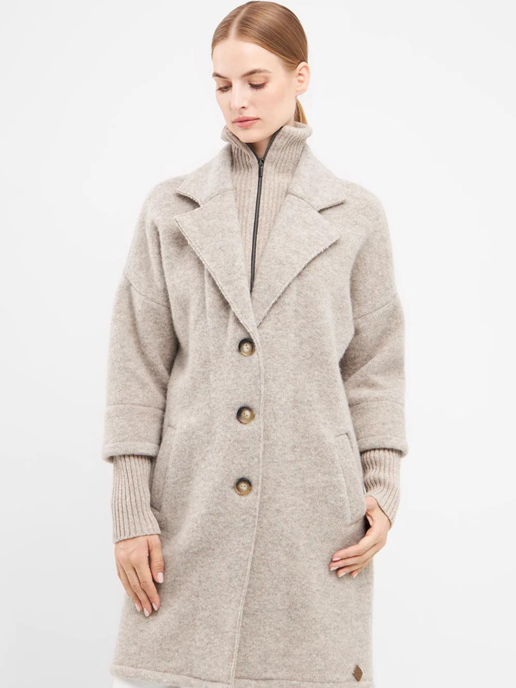 Aniela Jacke Eske Frau | STAPF