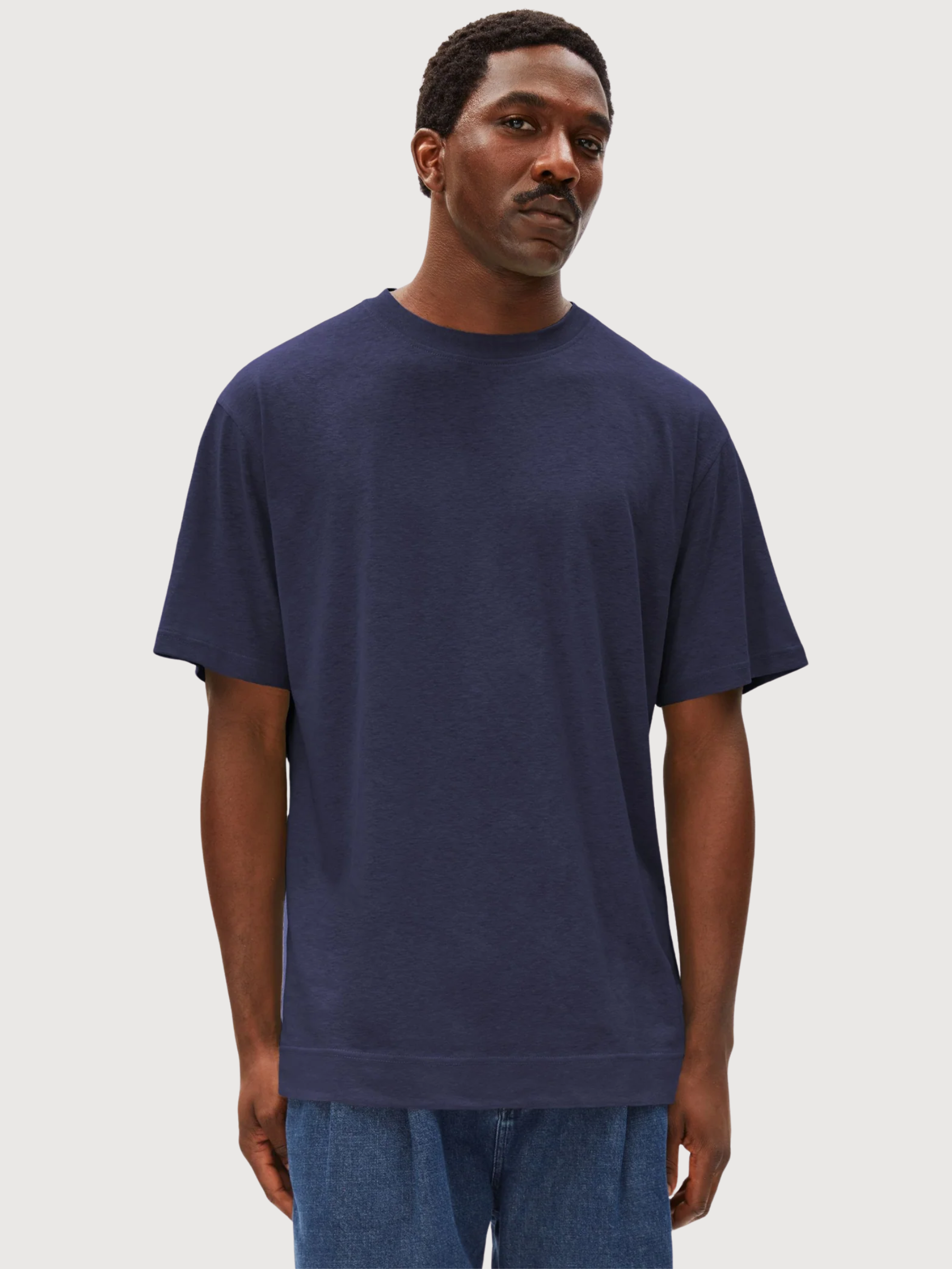 T-Shirt Maarkos in misto lino blu navy da uomo | Armedangels