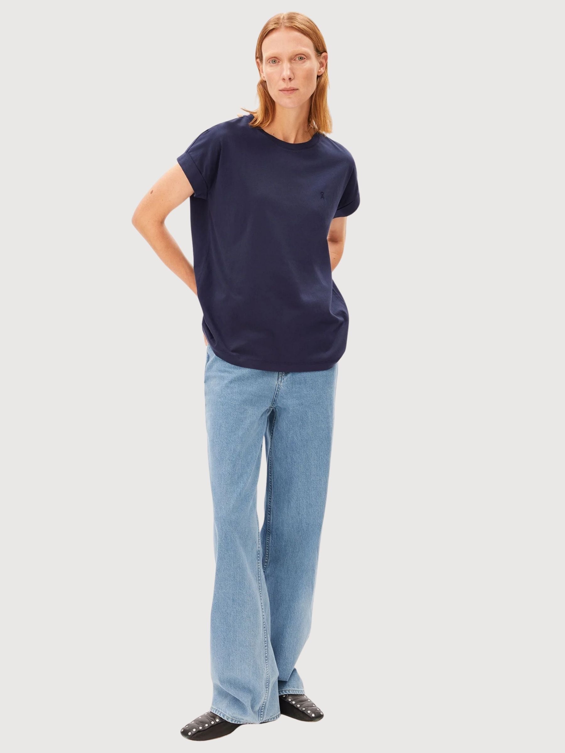 T-Shirt Idaara Tinted Navy Damen | Armedangels