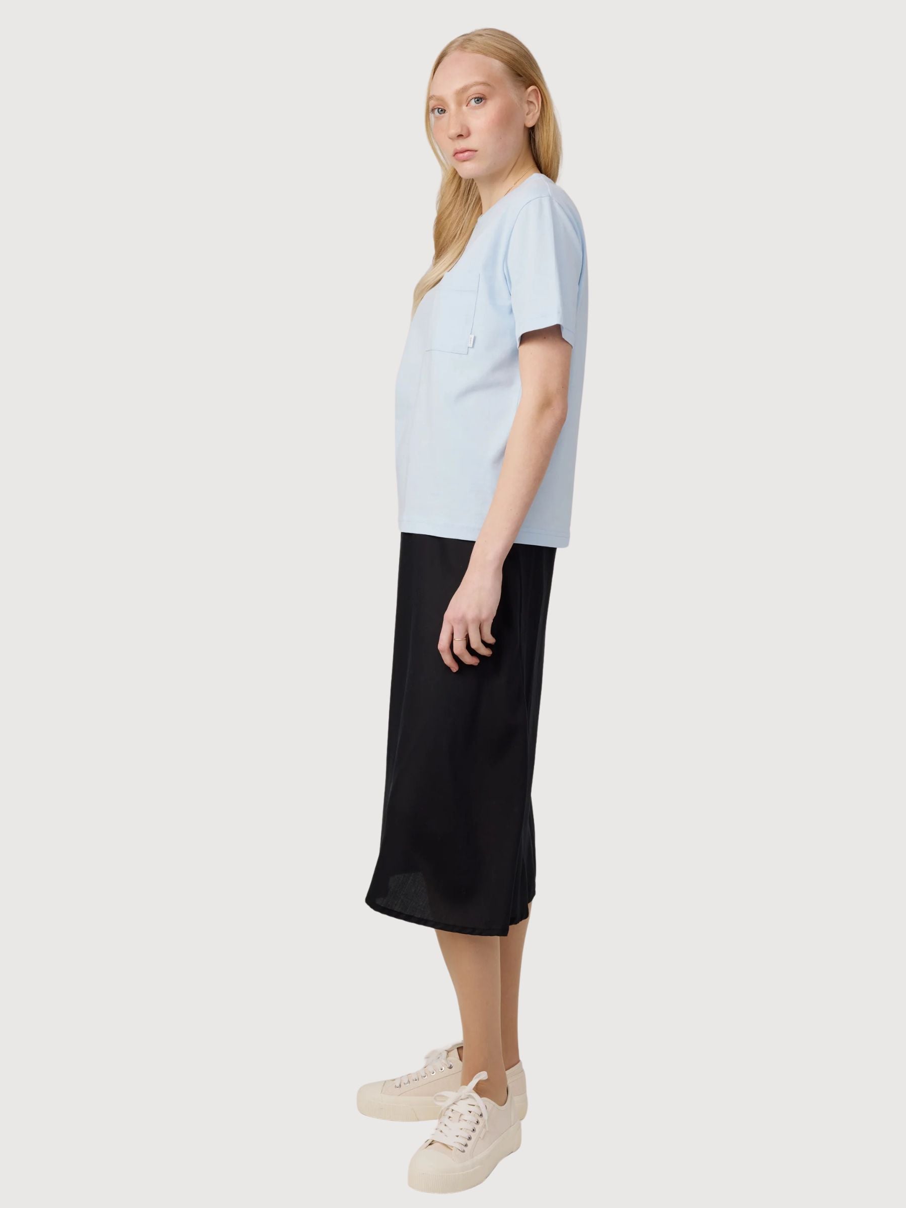 Lisa T-shirt Sky Blue | Makia