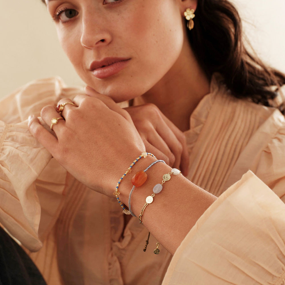 Armband Ästhetisch Blauer Spitzenachat Mondstein | A BEAUTIFUL STORY