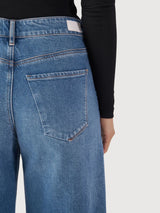 Ash Barrell Leg Shaped Vintage Blue Woman | Dawn