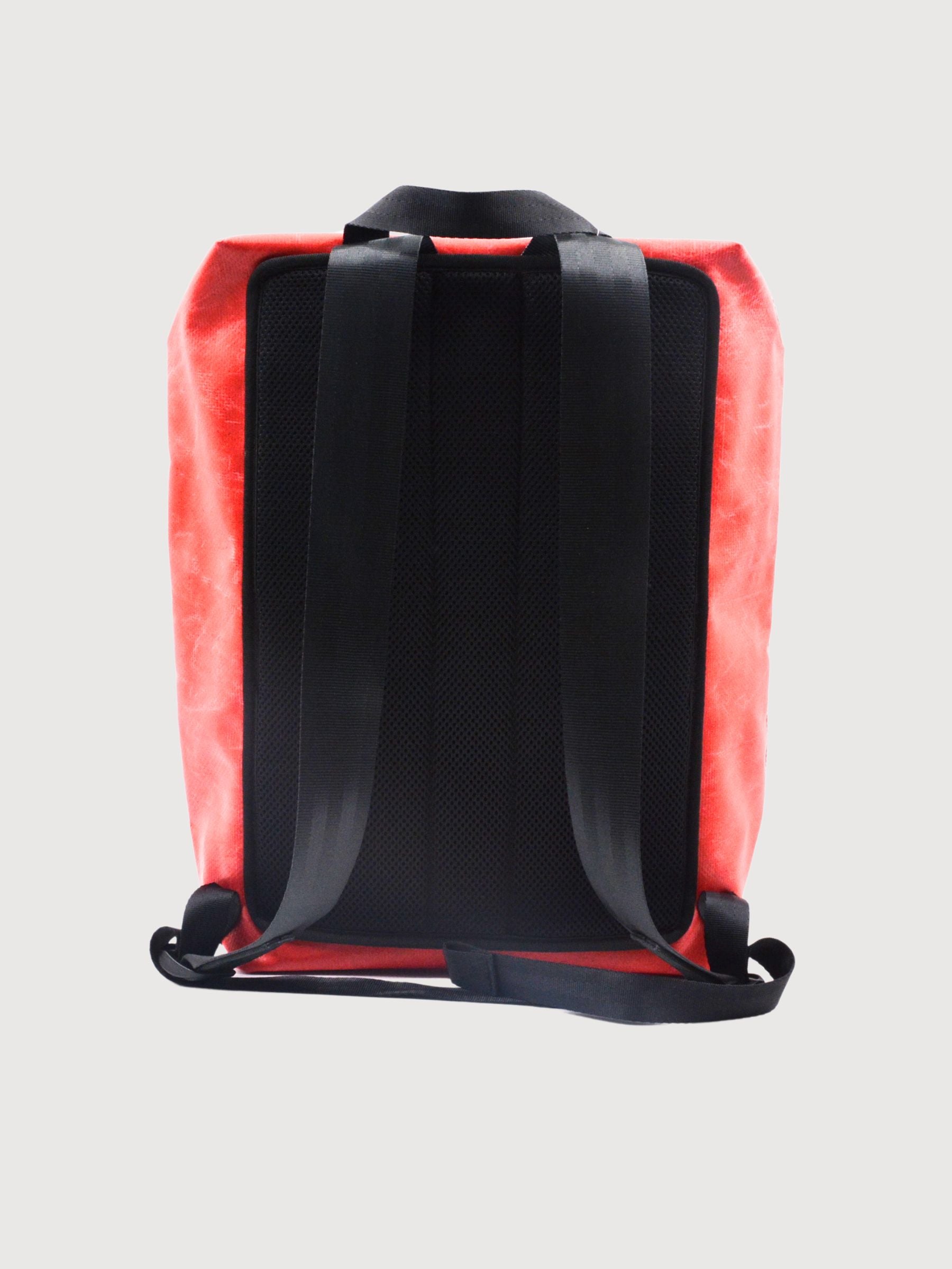 Rucksack mit Fransen, rot/weiß | Freitag