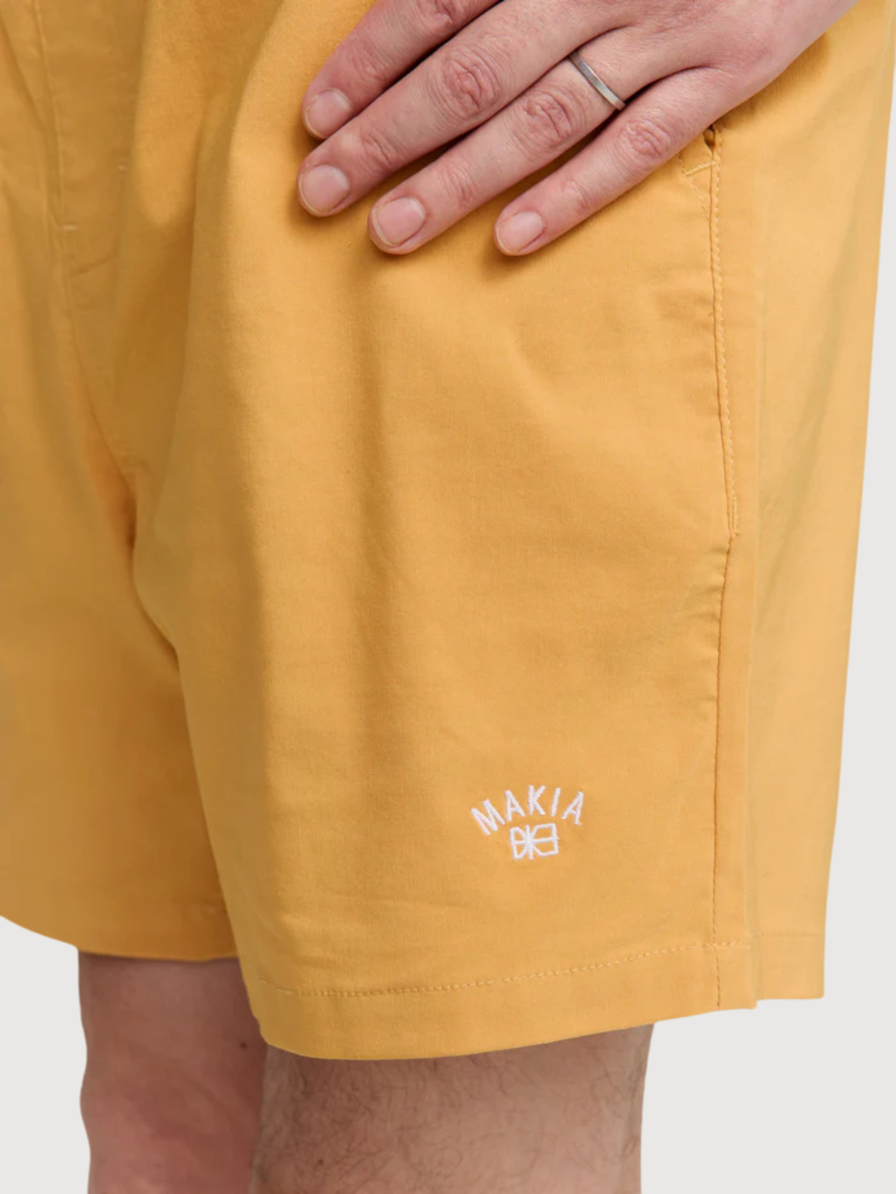 Cove Hybrid Shorts | Makia