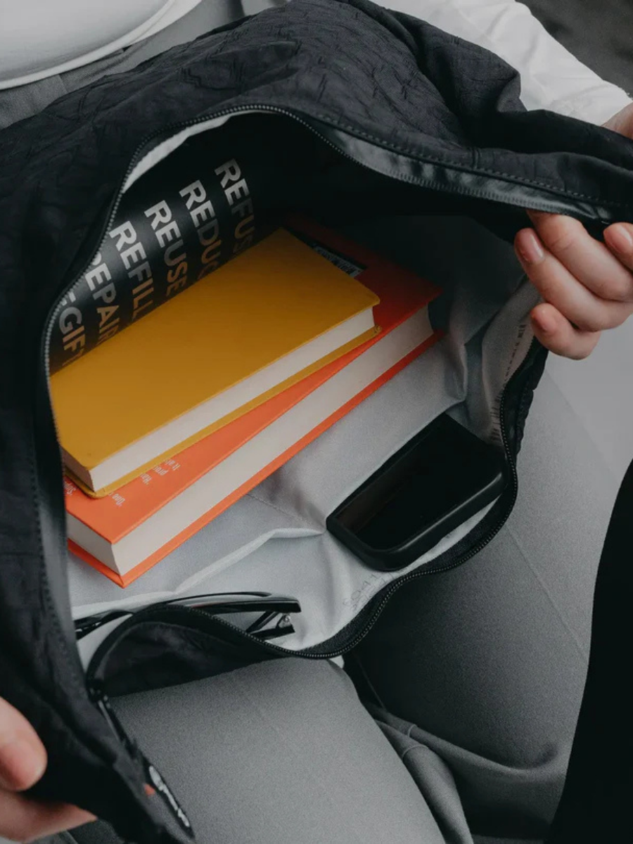 Moon Bag Schwarz | Airpaq