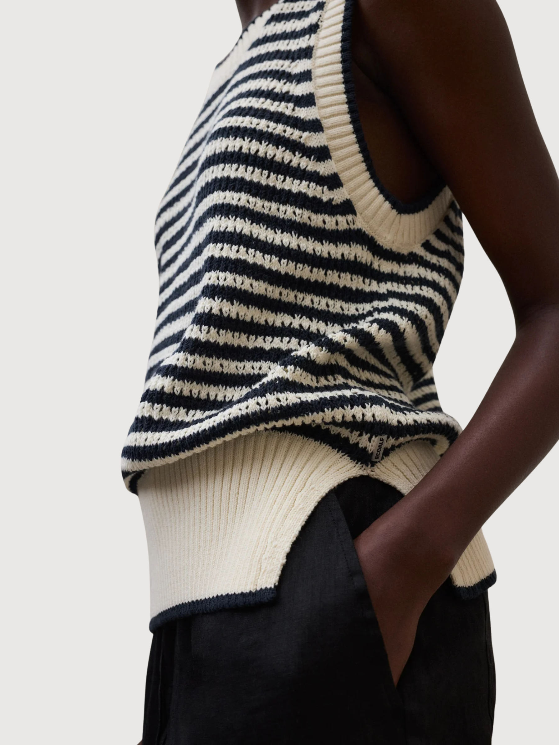 Vest Tulip Knit Ecru Woman | Ecoalf