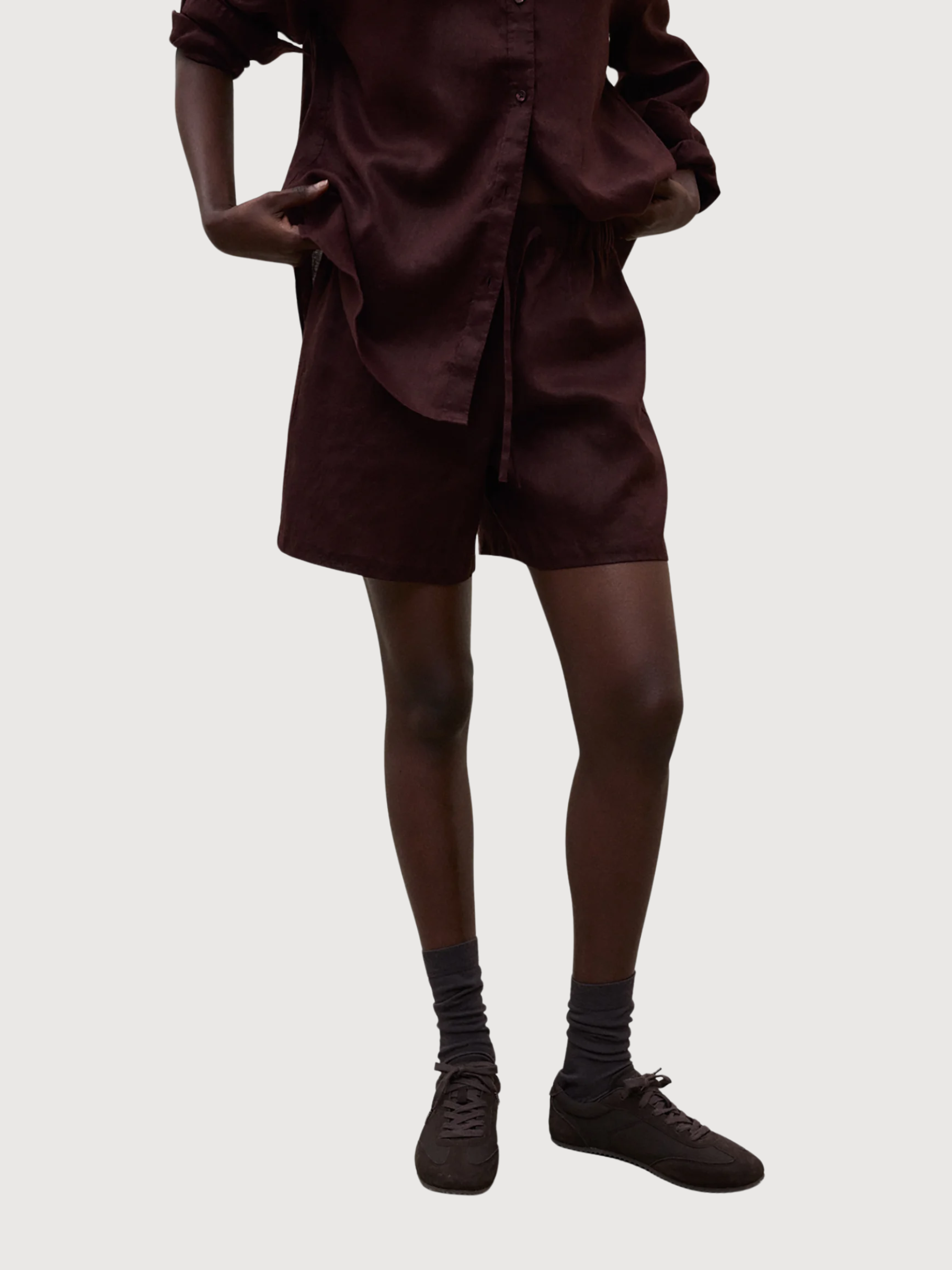 ERAS SHORTS WOMAN COCOA | ECOALF