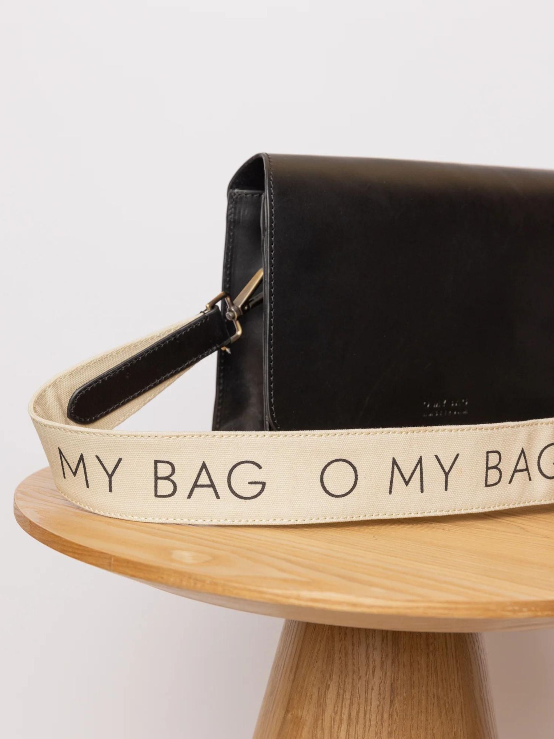 Cinturino Logo Nero Pelle Classica | O My Bag