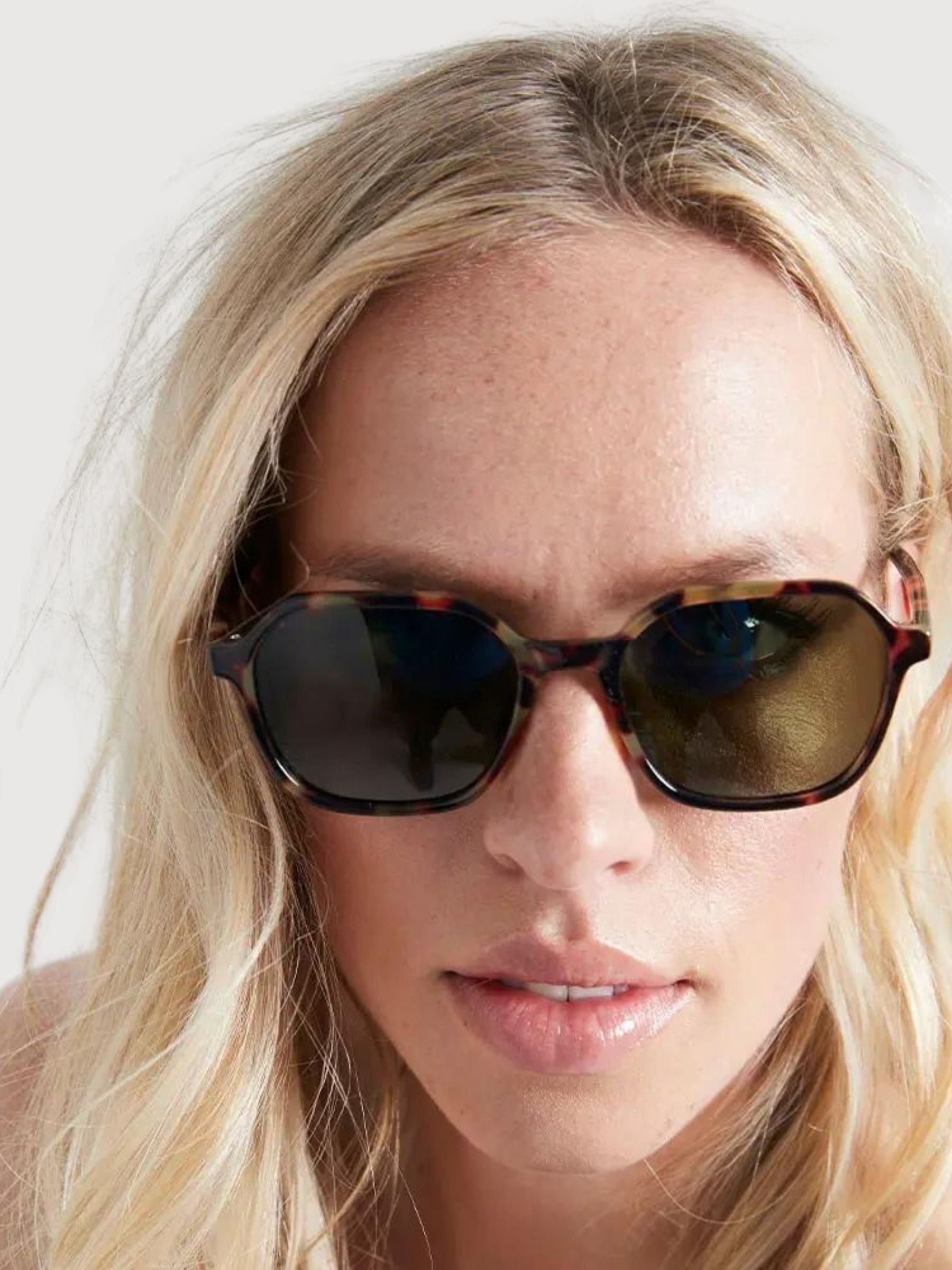 Sunglasses Valle Recycled Plastic Tortoise | Parafina