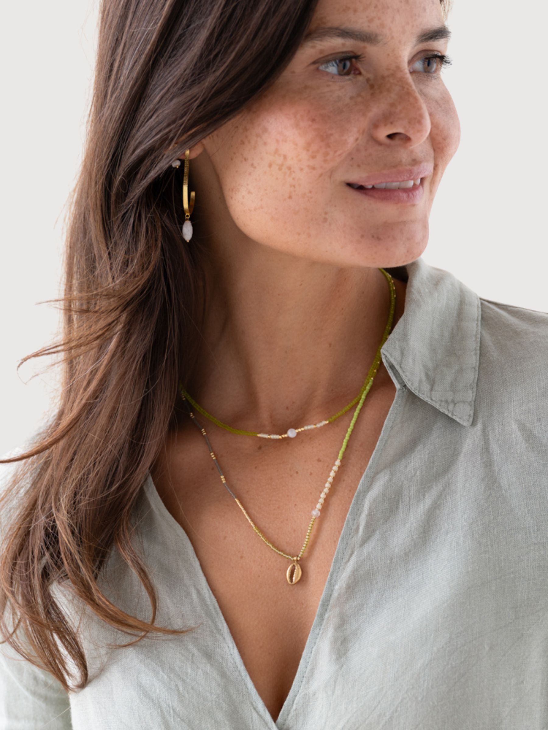 Necklace Excitement Moonstone Gold | A Beautiful Story