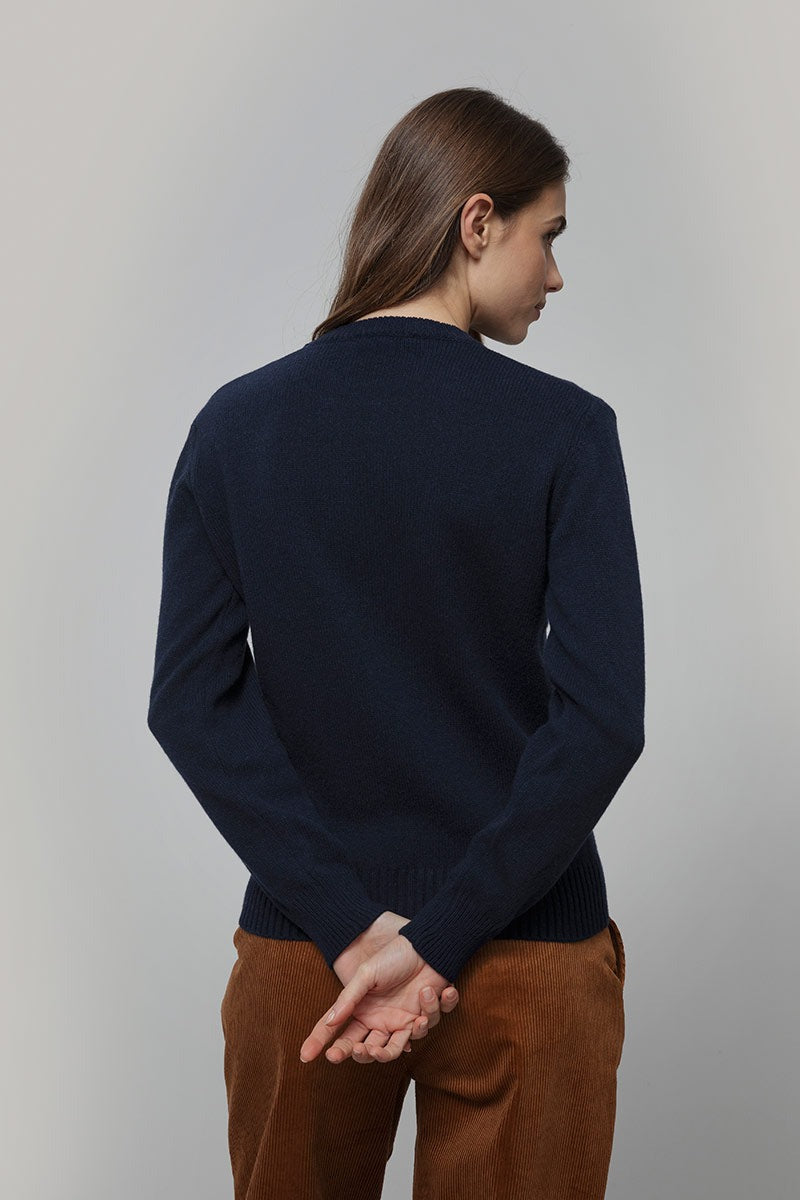 Edda Damen Rundhals-Pullover aus recyceltem Kaschmir – Blackberry Blue | Rifò